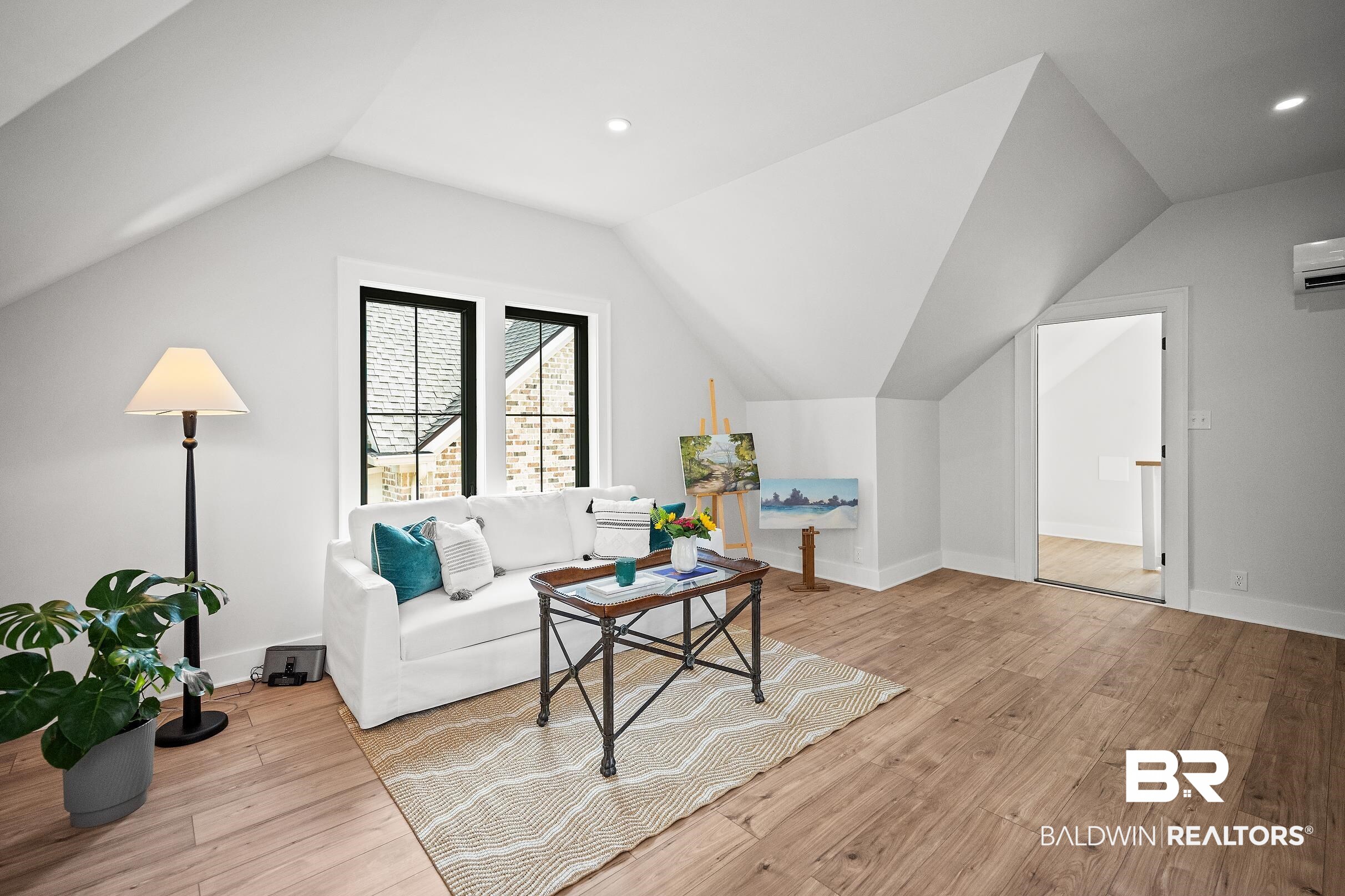 152 Pinecrest Lane