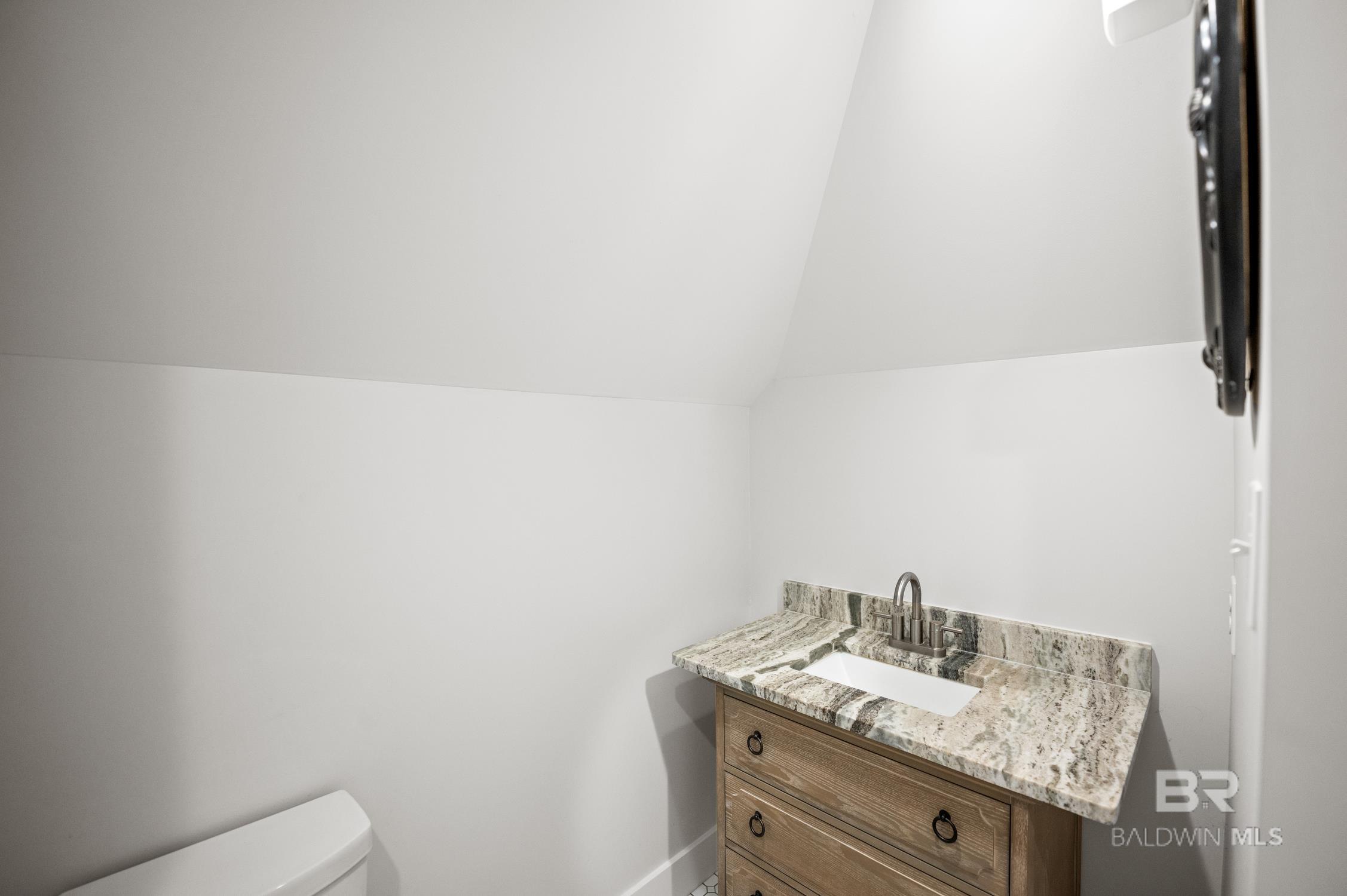 152 Pinecrest Lane