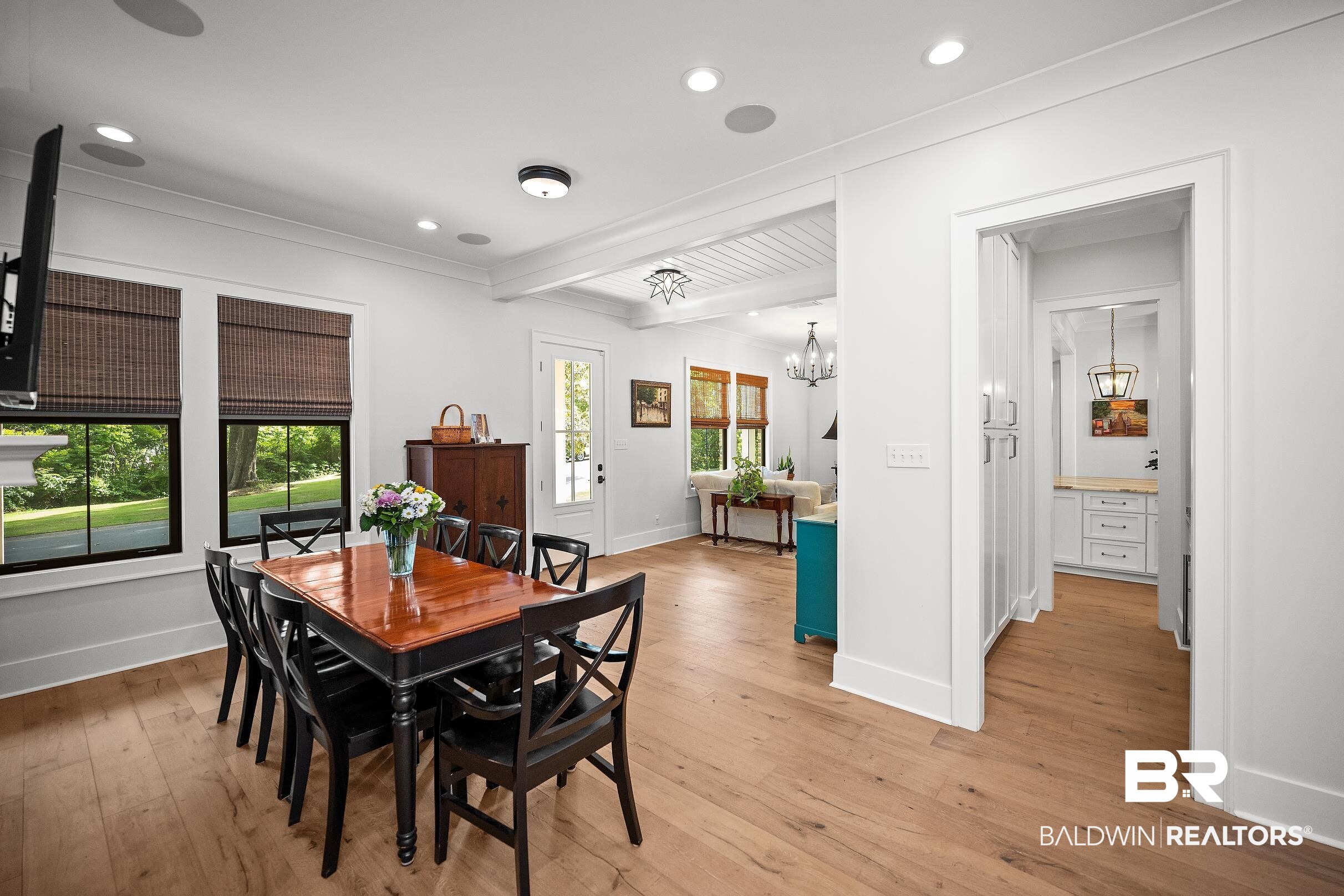 152 Pinecrest Lane