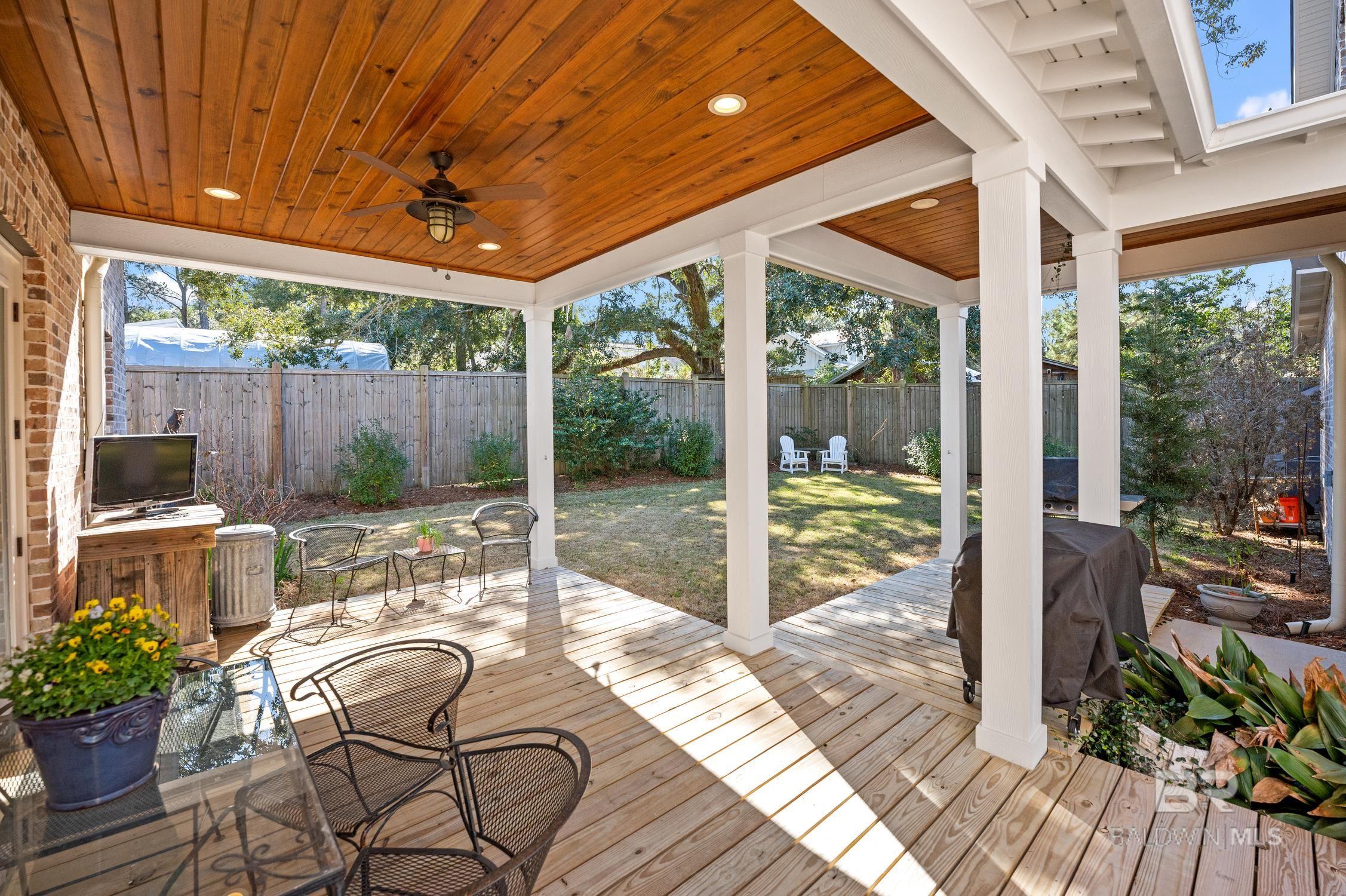 152 Pinecrest Lane
