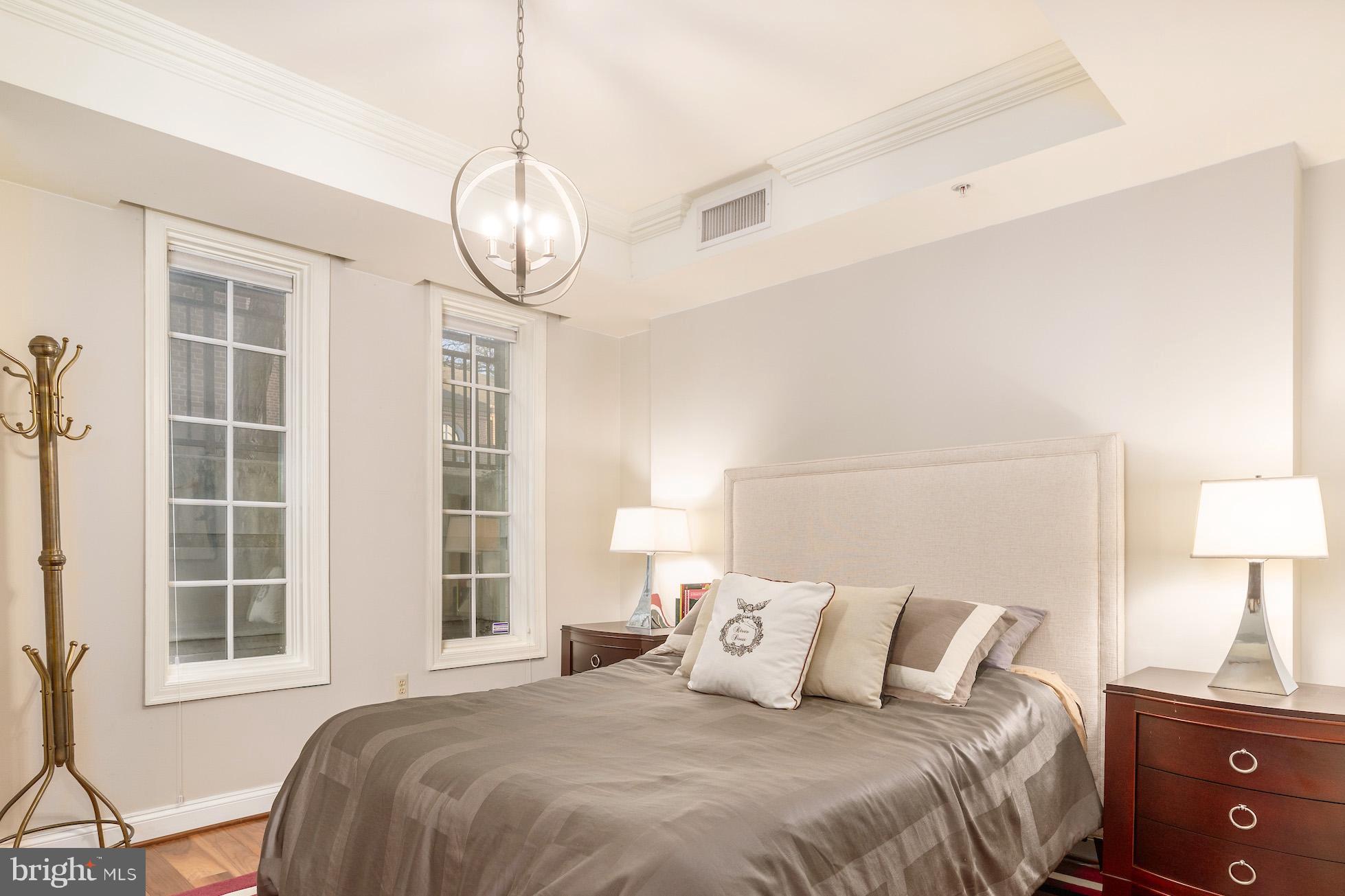 2501 Wisconsin Ave NW #10