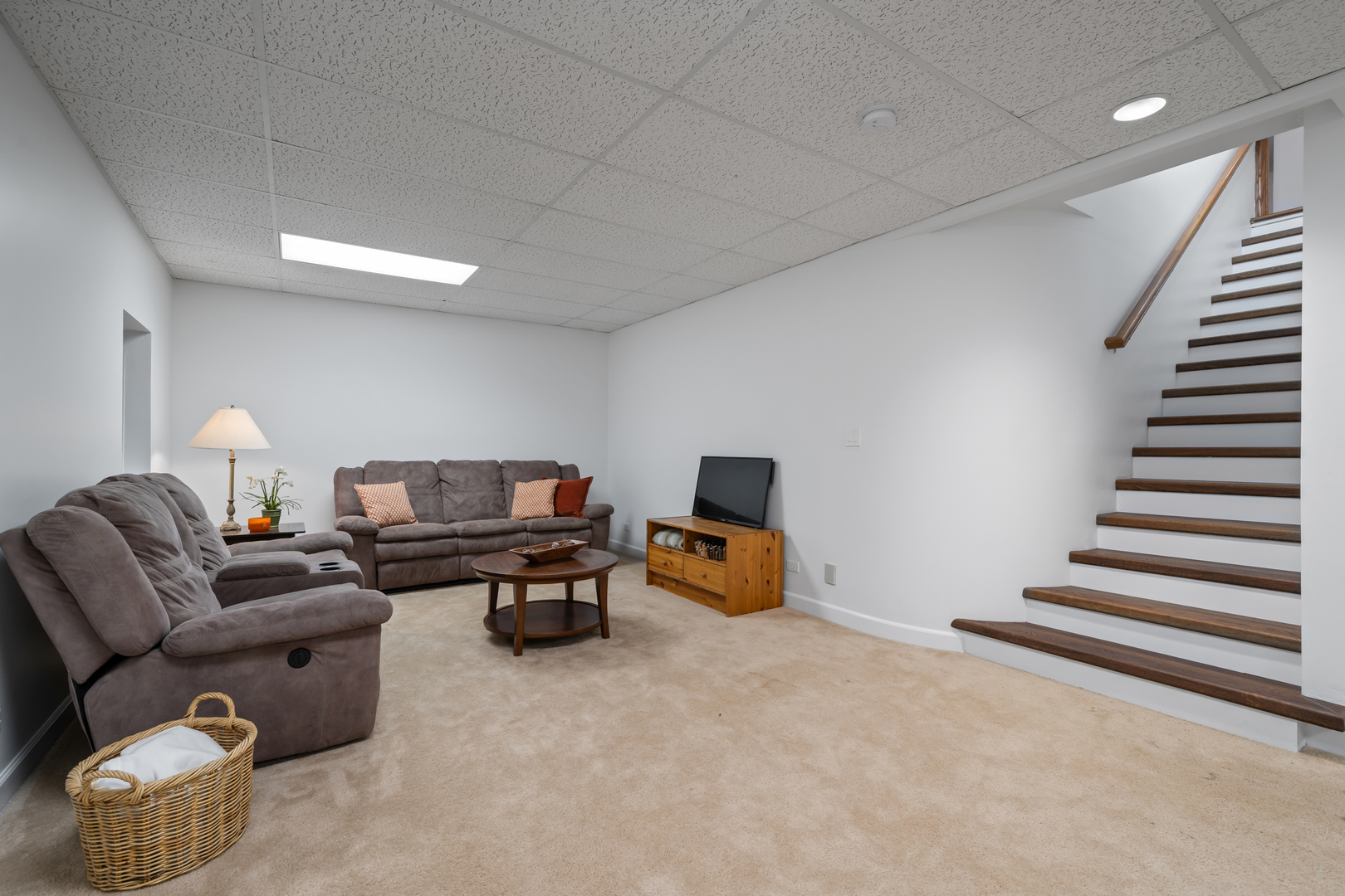 17W210 Massel Court