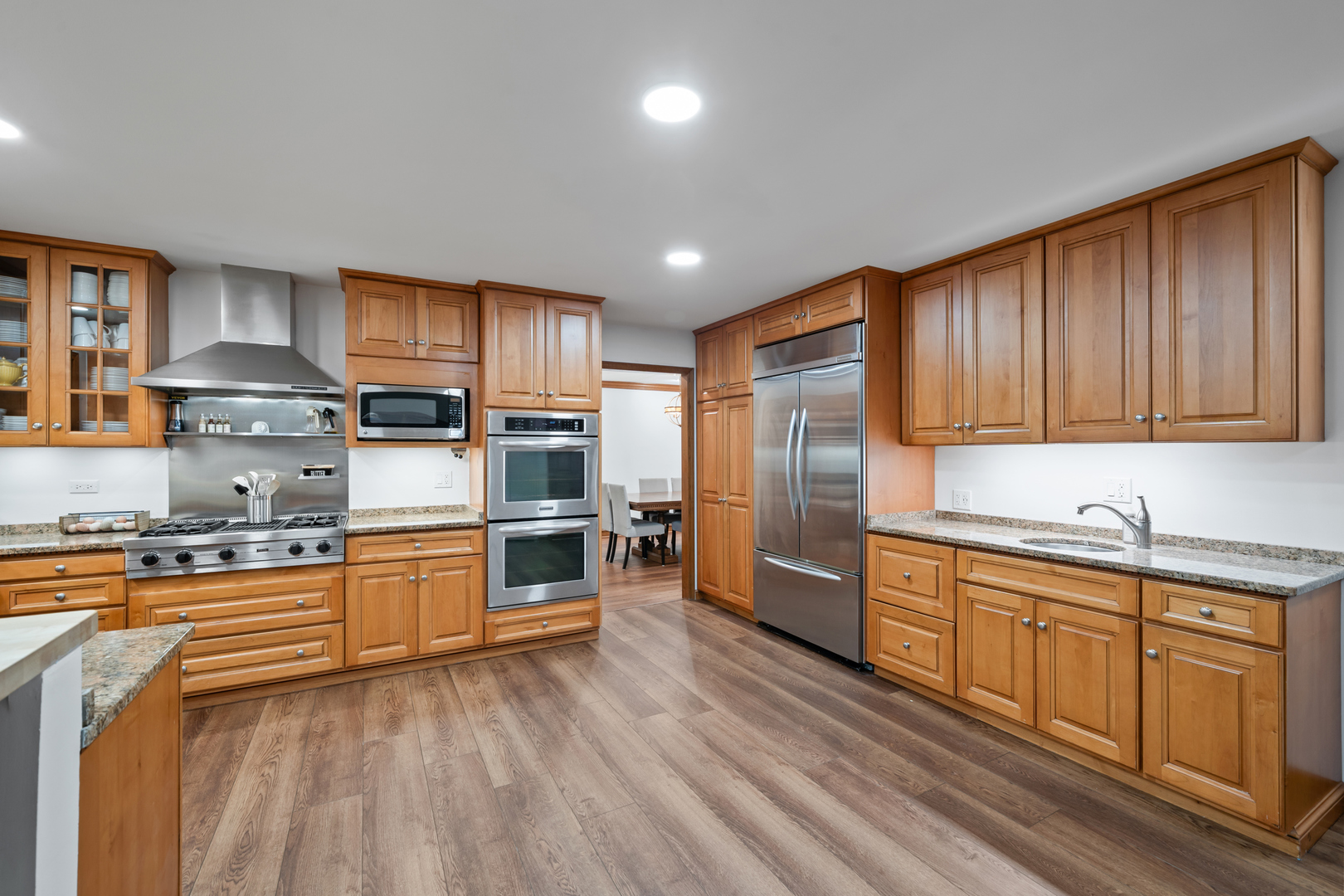 17W210 Massel Court