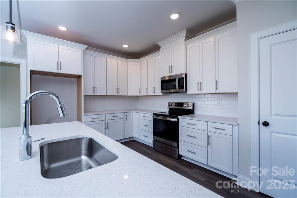 2713 New Salem Road Unit: 42