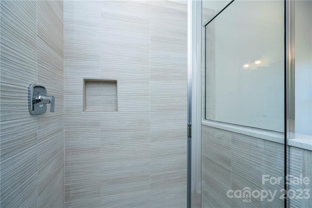 2713 New Salem Road Unit: 42
