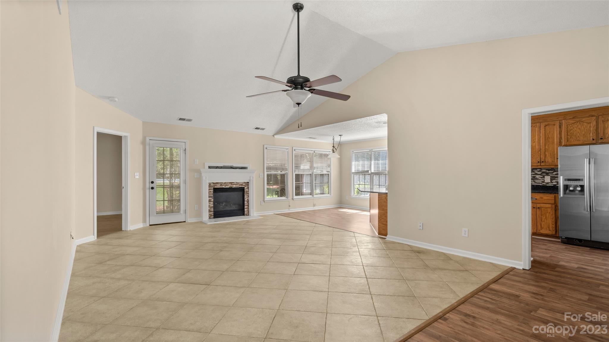 1104 White Water Circle