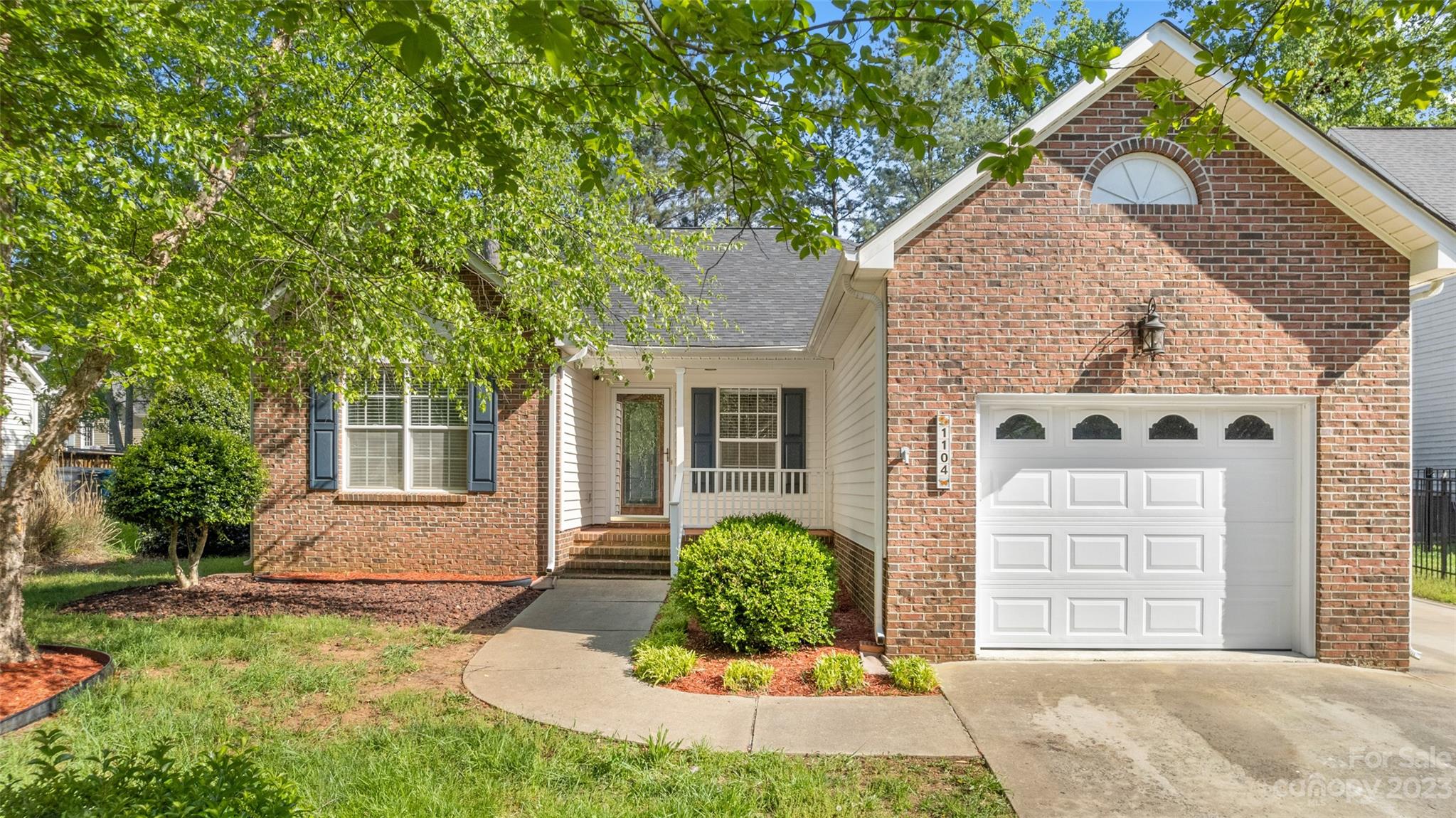 1104 White Water Circle