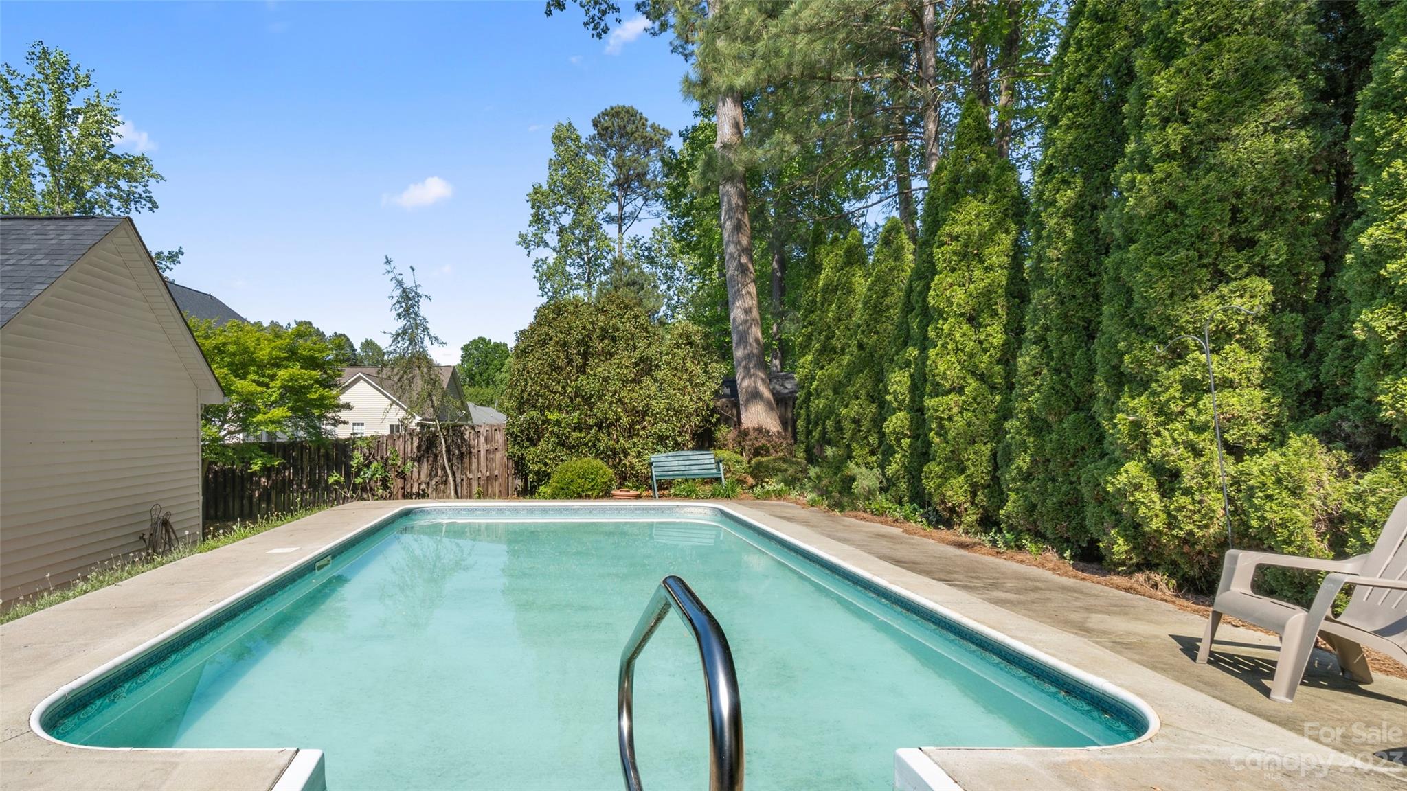 1104 White Water Circle