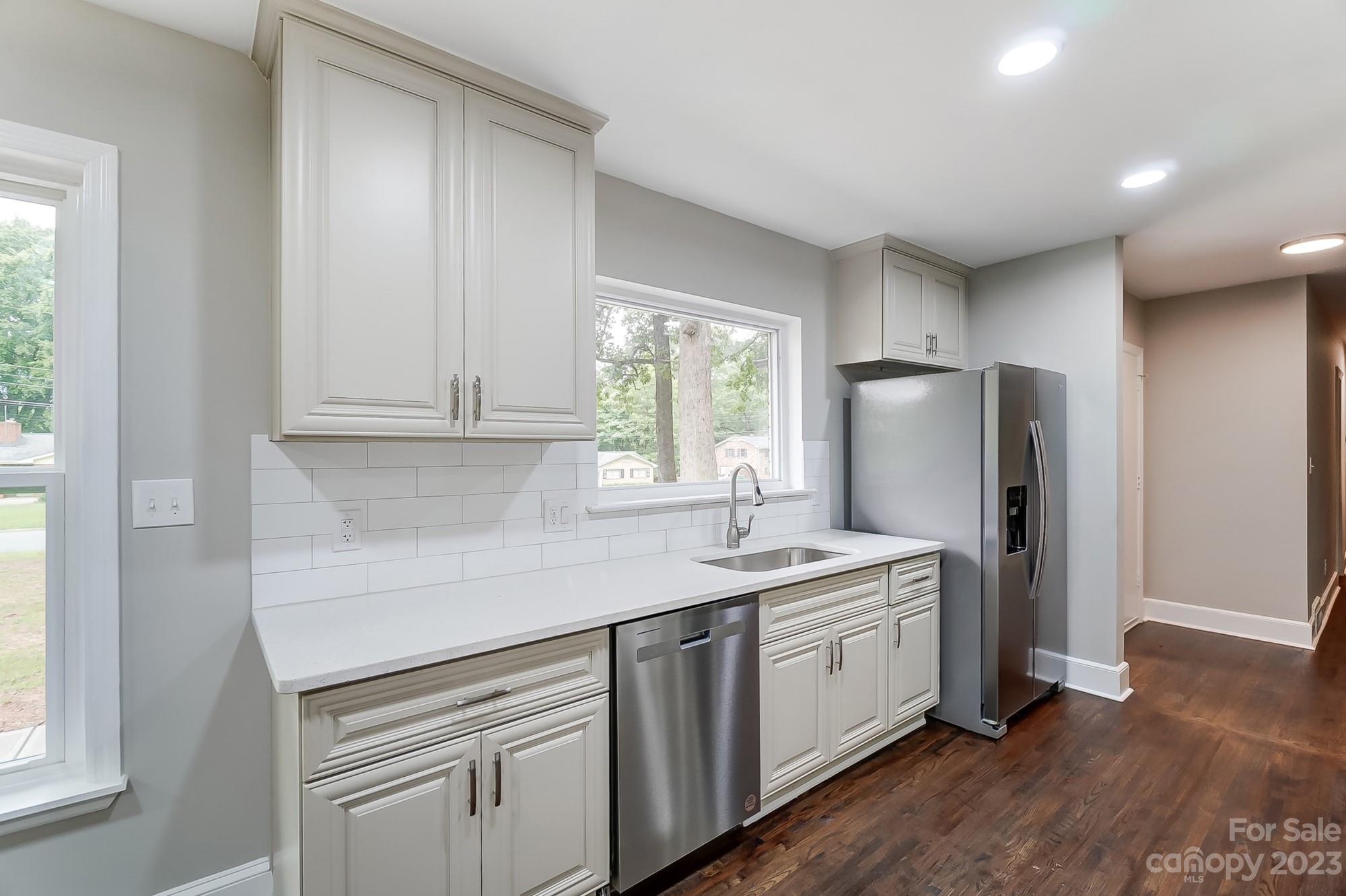 6022 Woodbridge Road