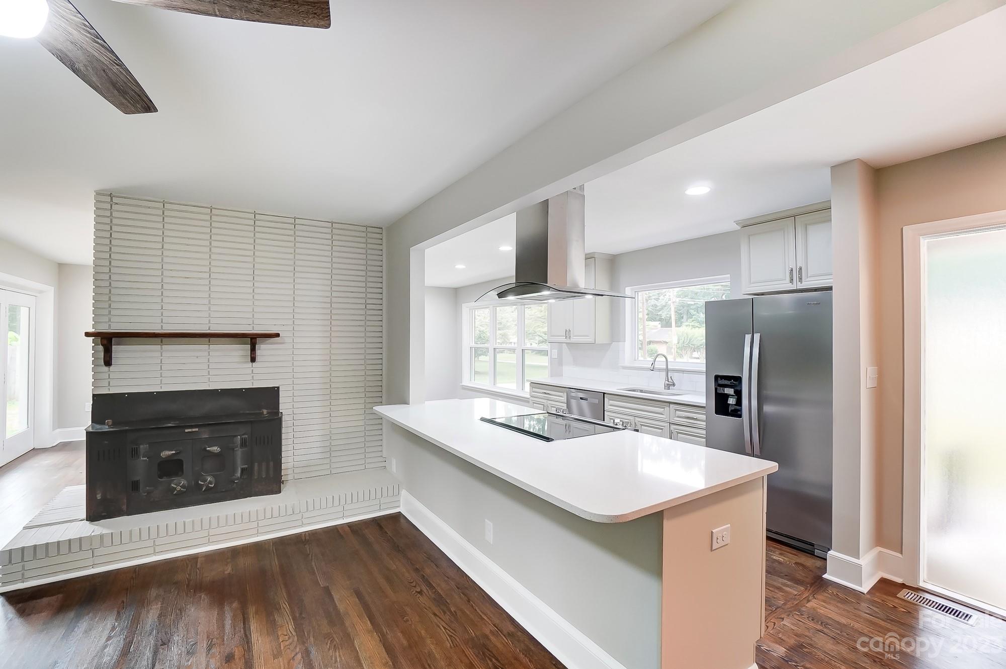 6022 Woodbridge Road