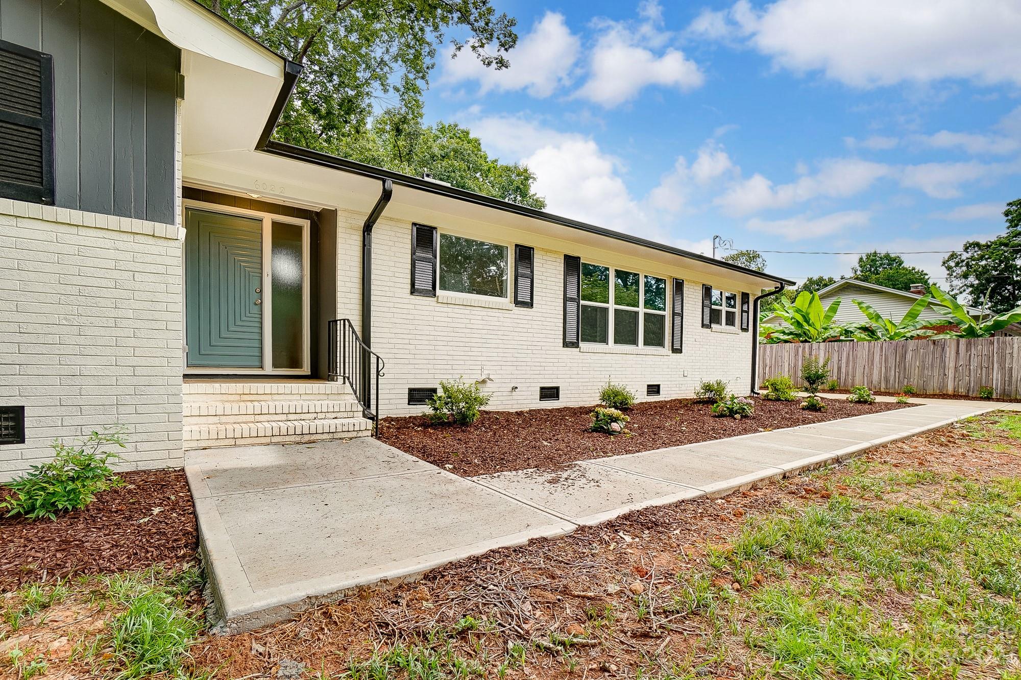 6022 Woodbridge Road