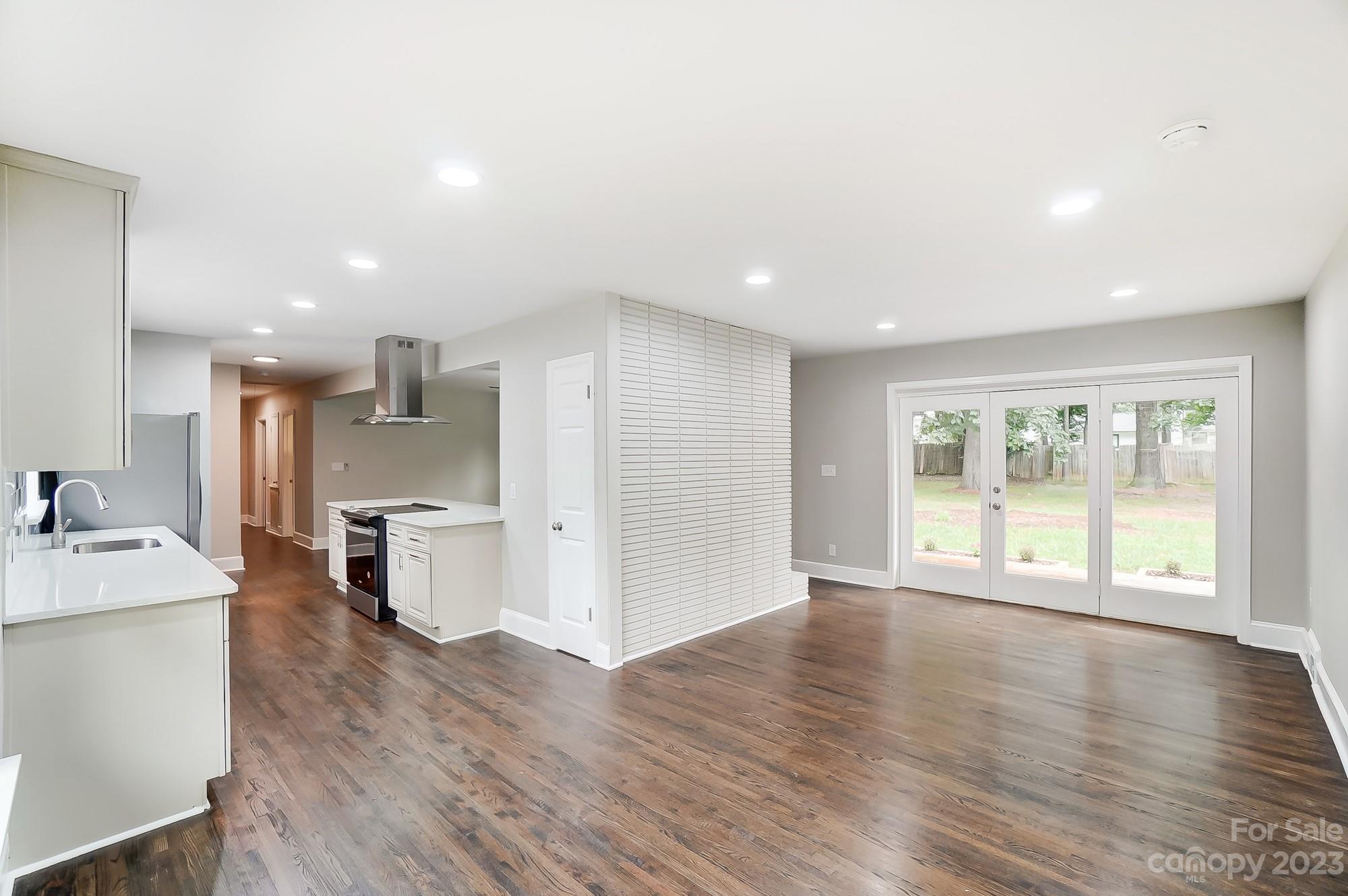6022 Woodbridge Road