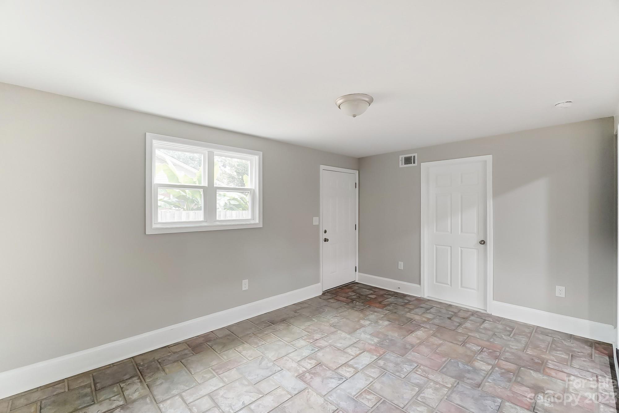 6022 Woodbridge Road