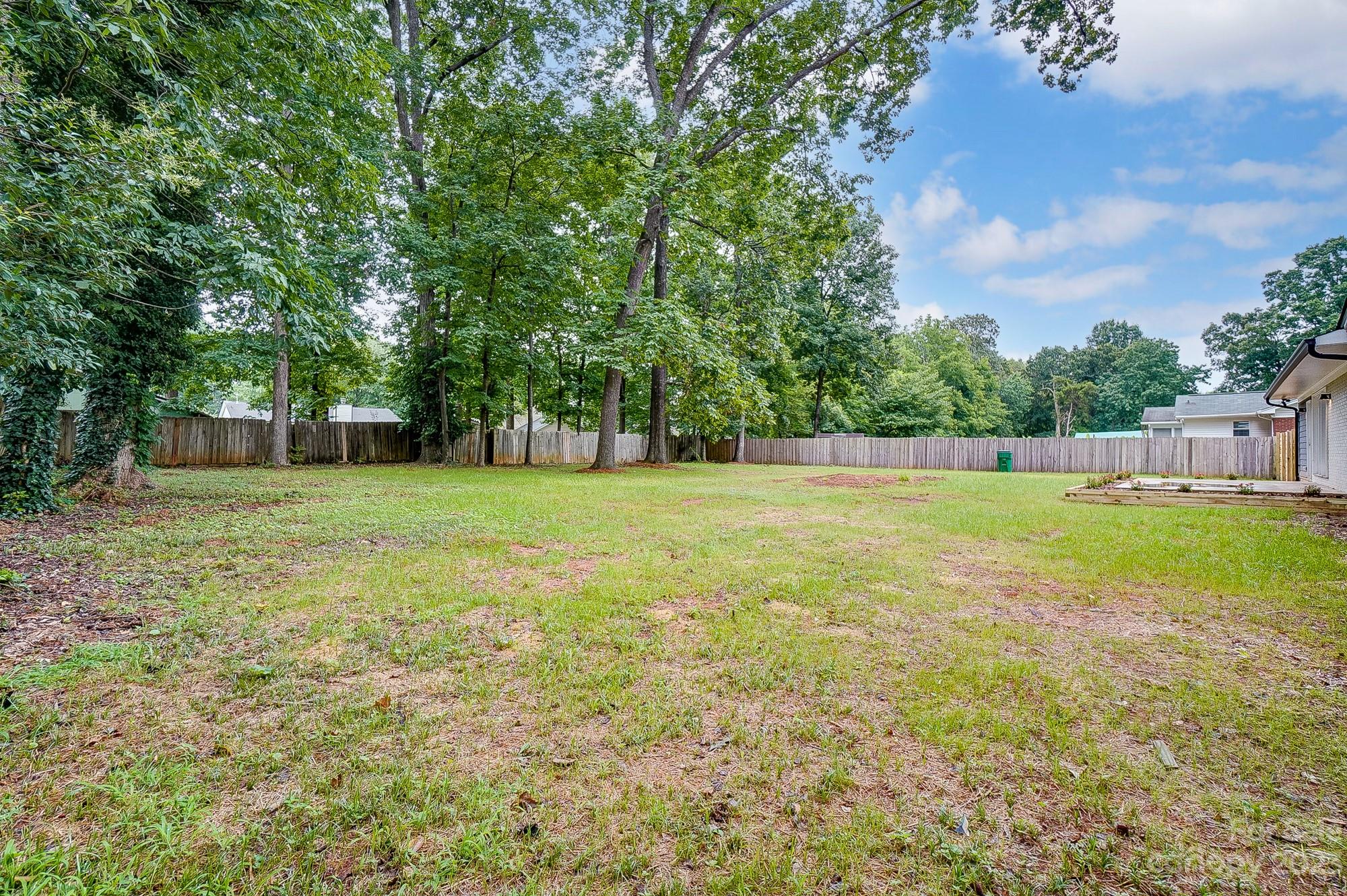 6022 Woodbridge Road