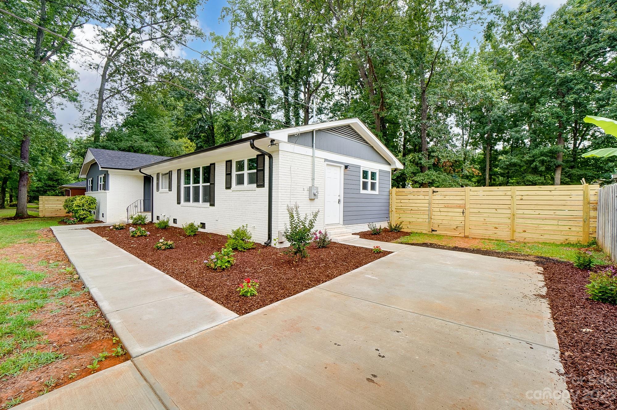 6022 Woodbridge Road