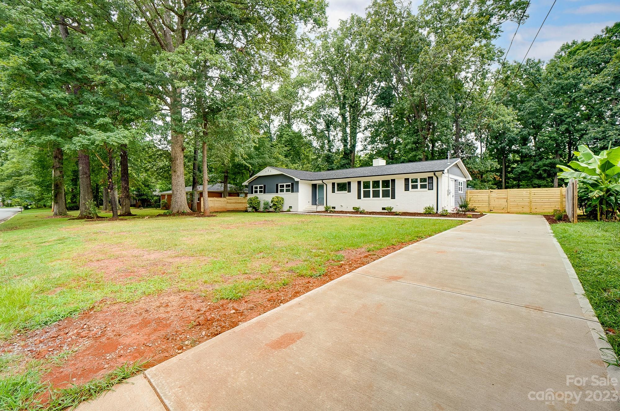 6022 Woodbridge Road