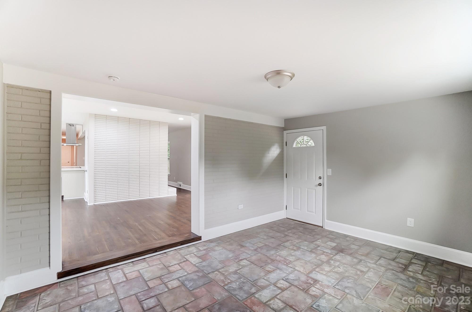 6022 Woodbridge Road