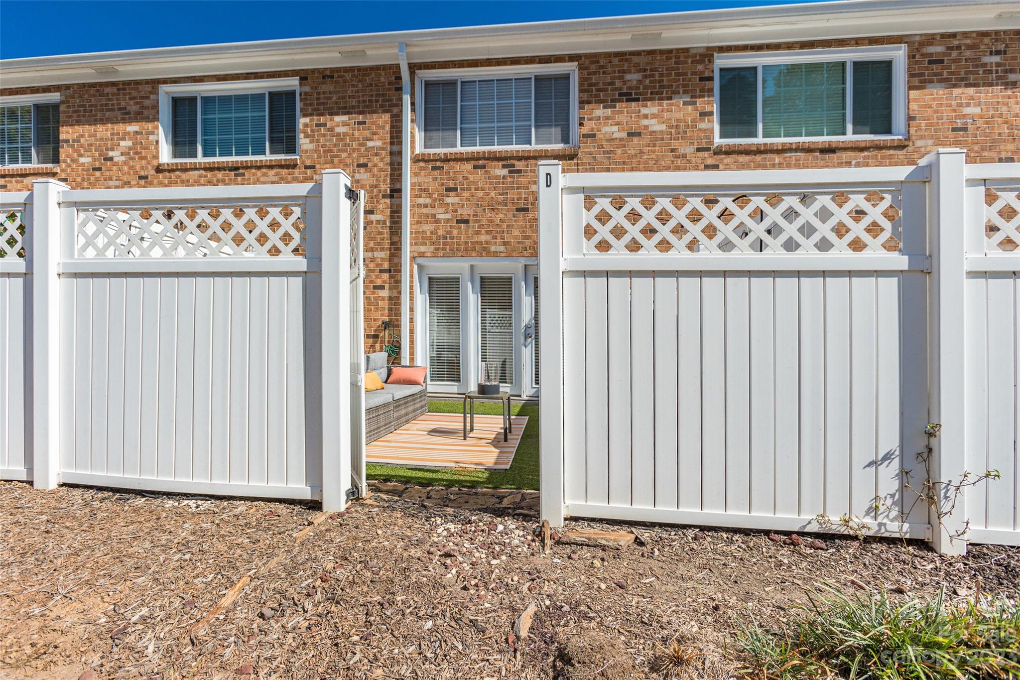1218 Green Oaks Lane Unit: D