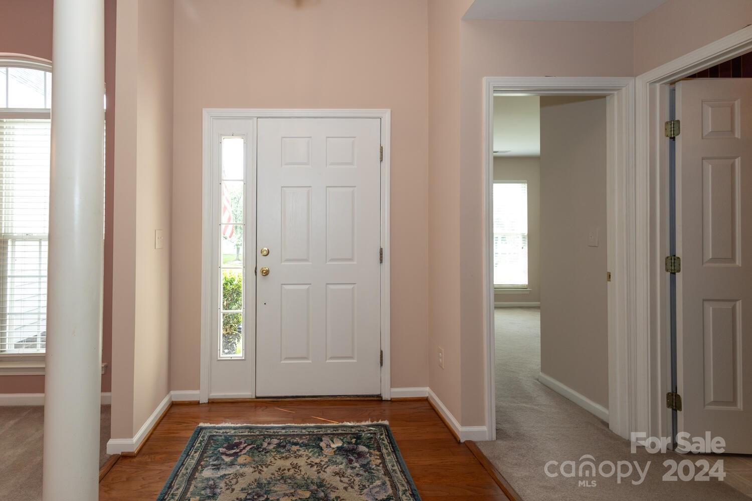 5194 Courtfield Drive Unit: 18