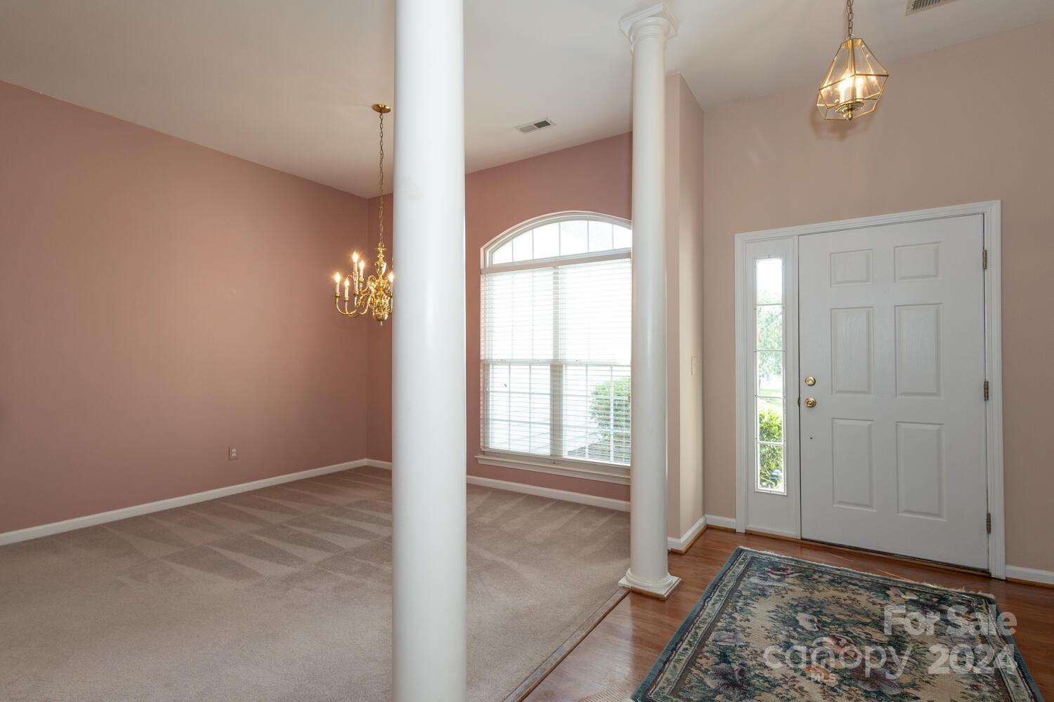 5194 Courtfield Drive Unit: 18