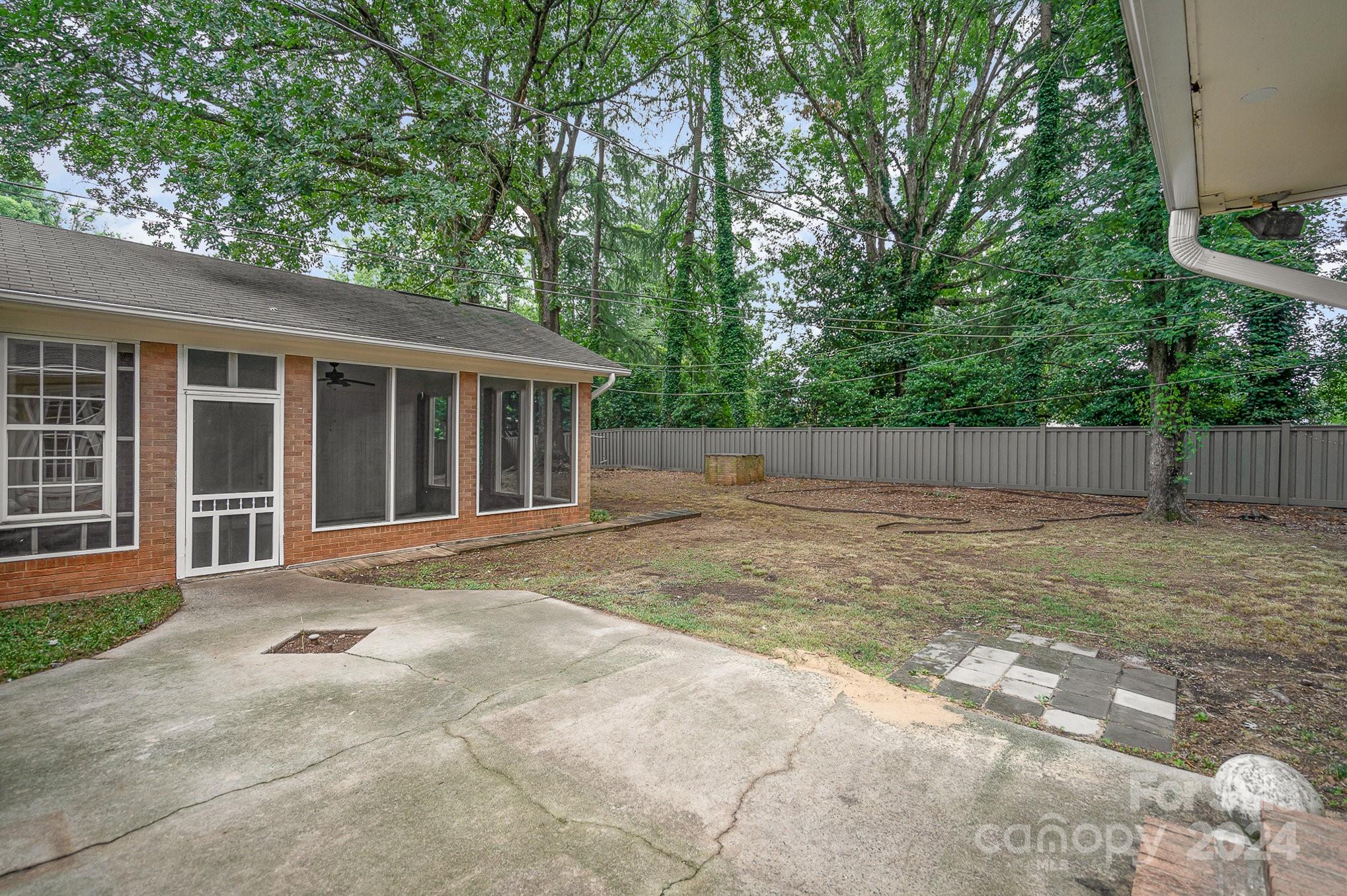 4626 Sunlea Lane