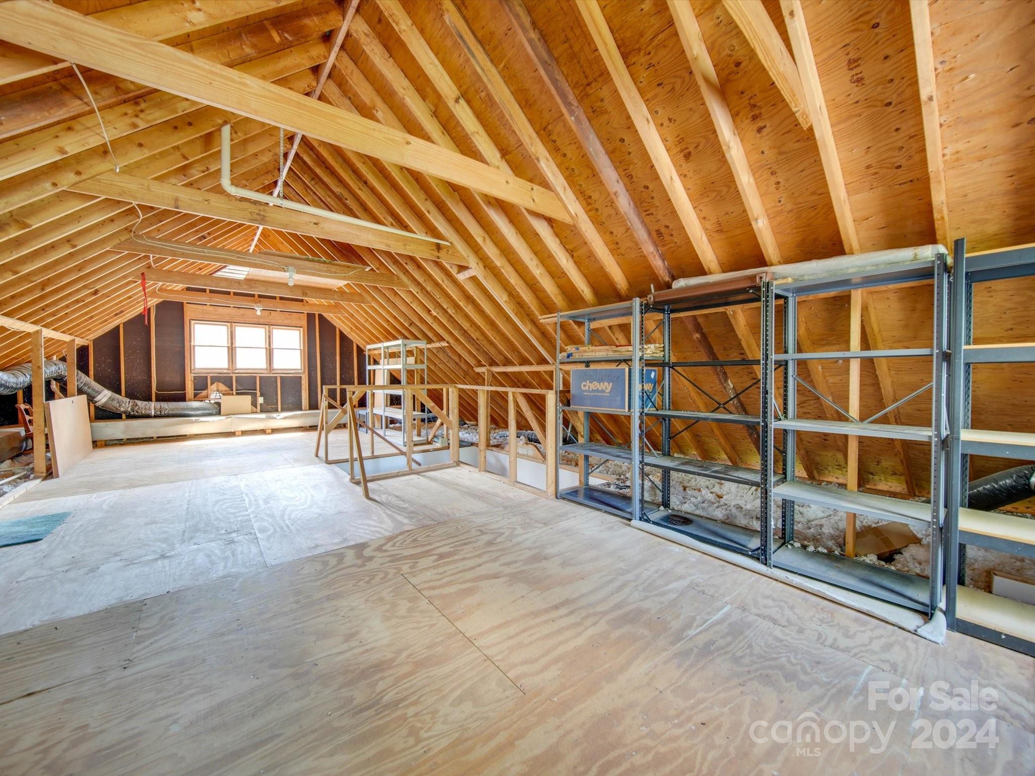 10439 Hanging Moss Trail