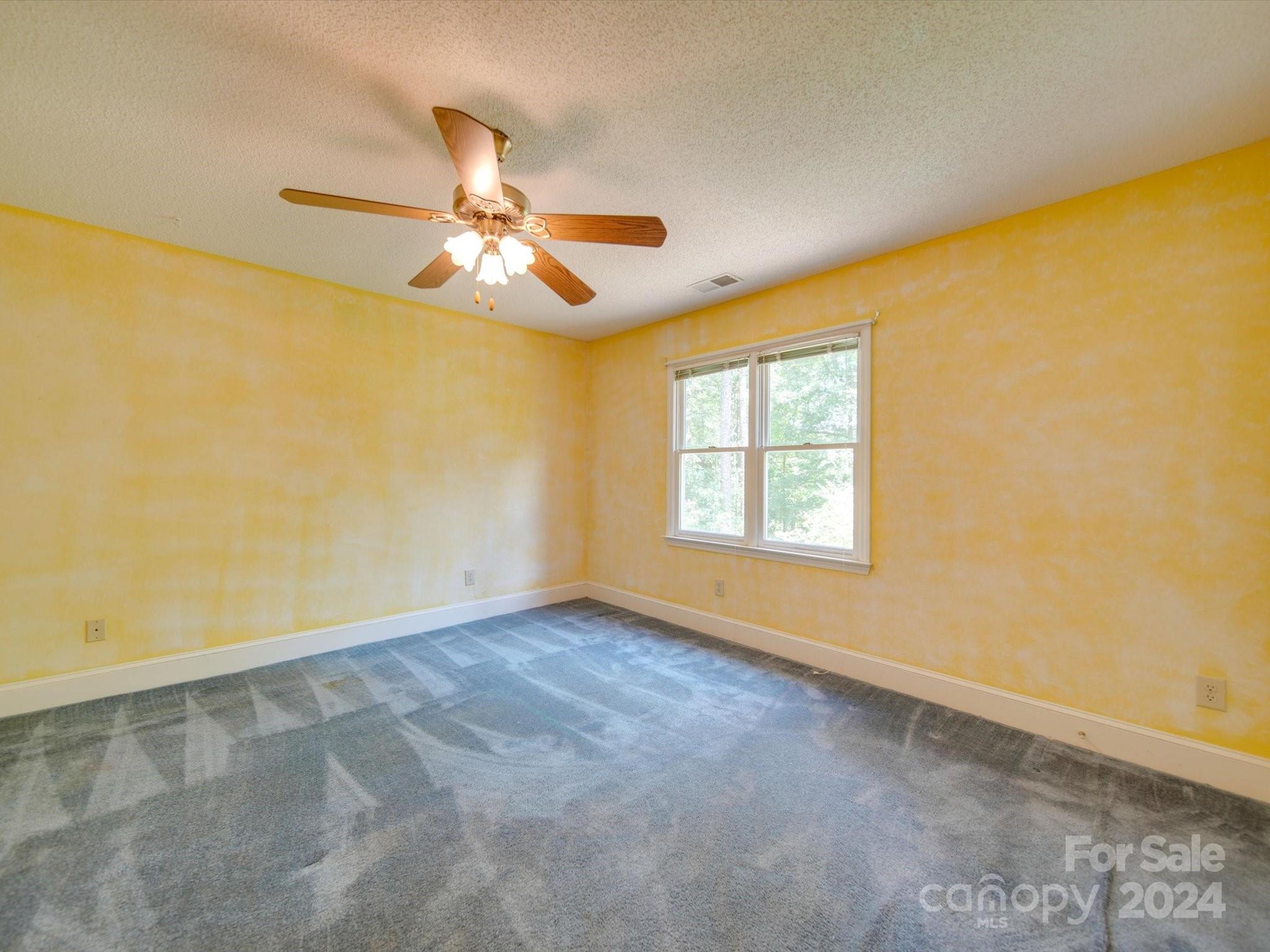 10439 Hanging Moss Trail