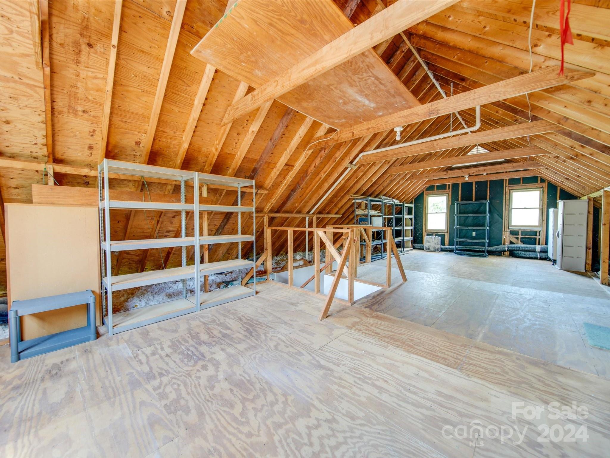 10439 Hanging Moss Trail