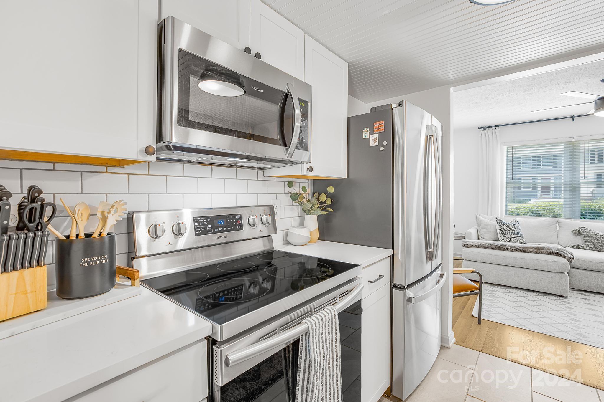 1221 Scaleybark Road Unit: E