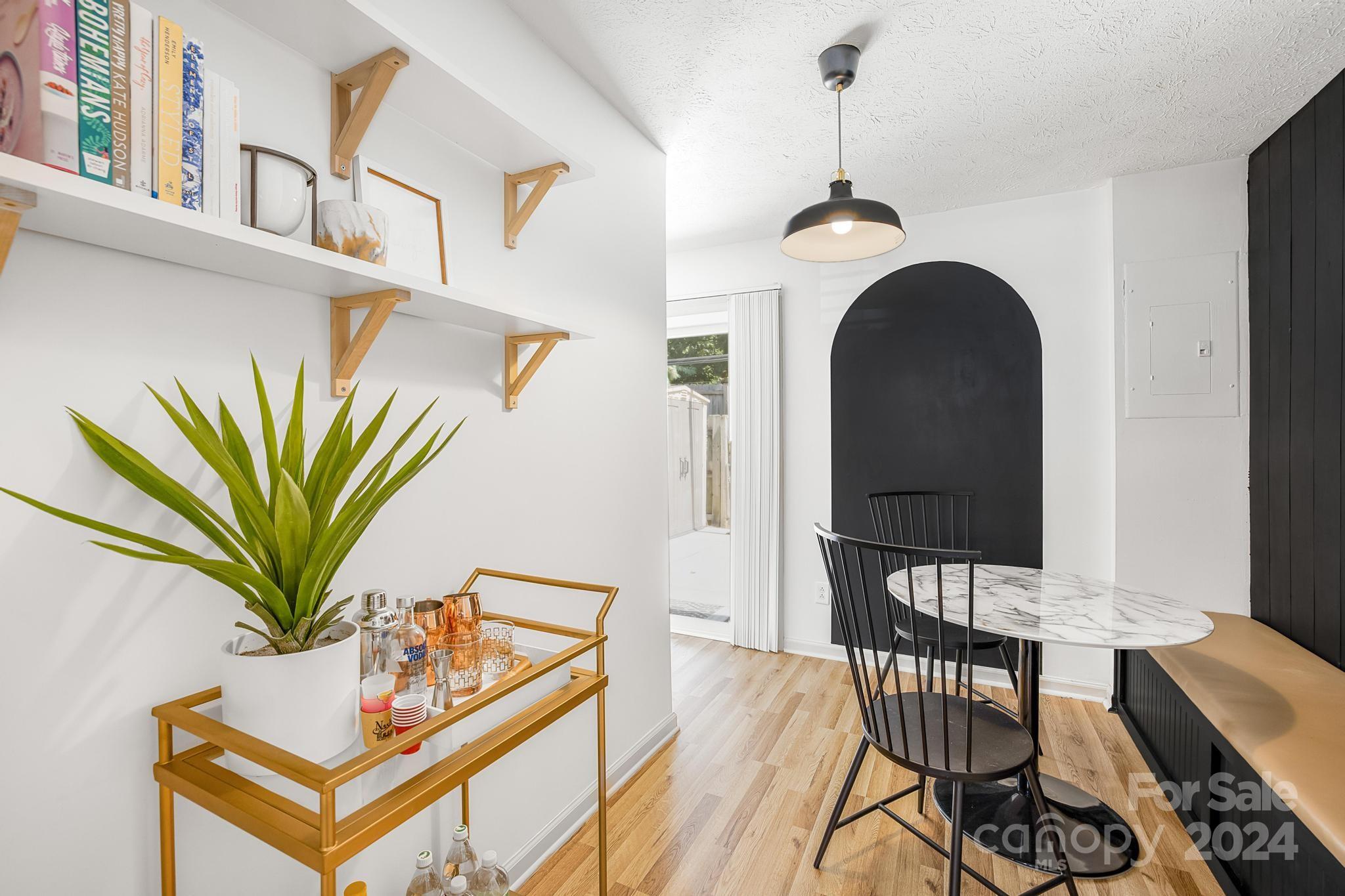 1221 Scaleybark Road Unit: E