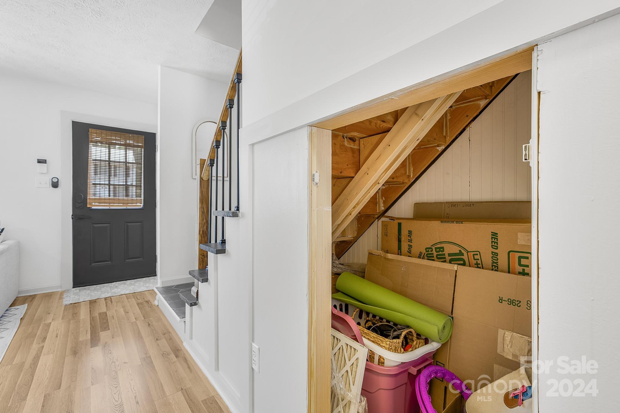 1221 Scaleybark Road Unit: E