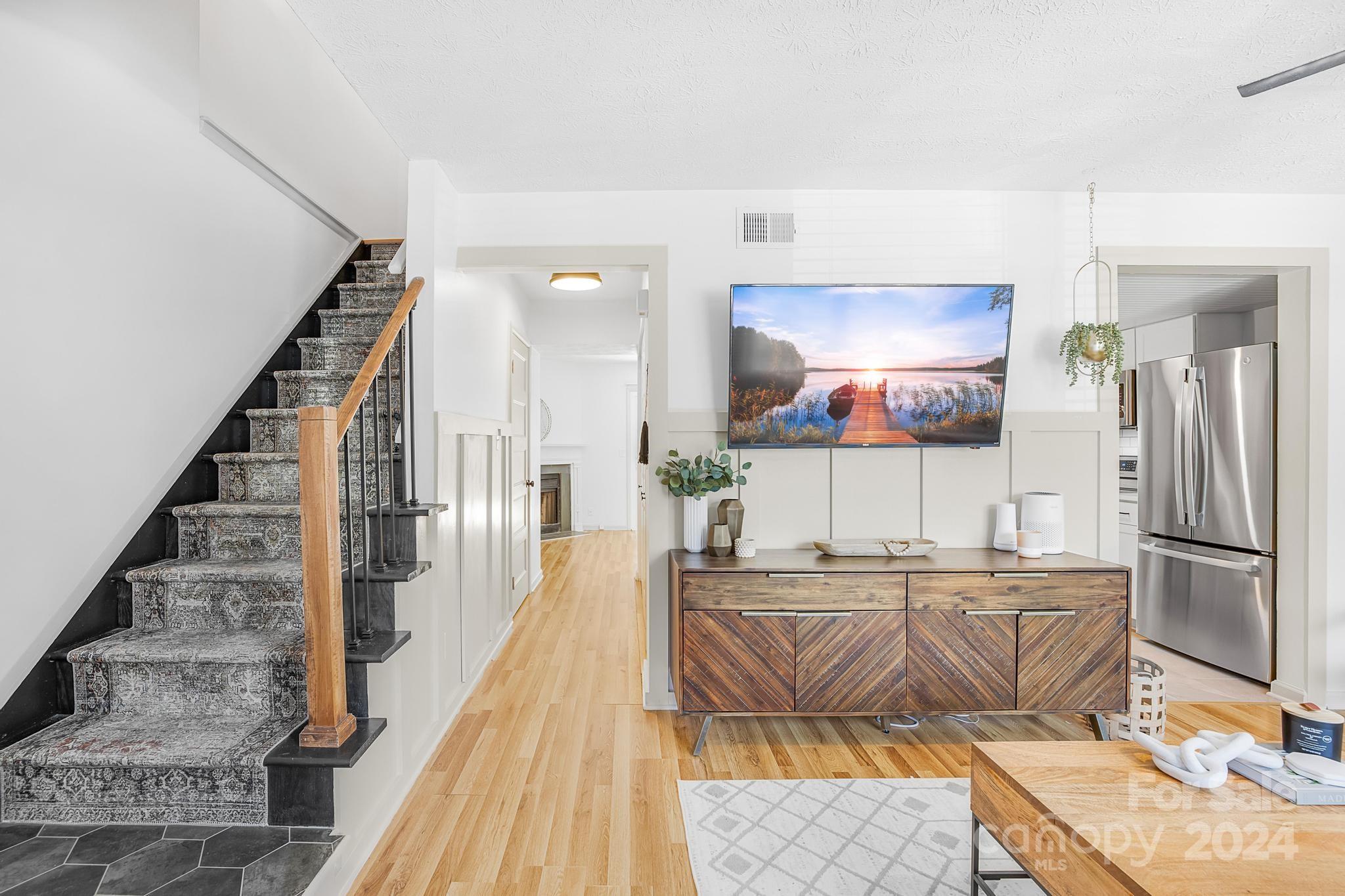 1221 Scaleybark Road Unit: E