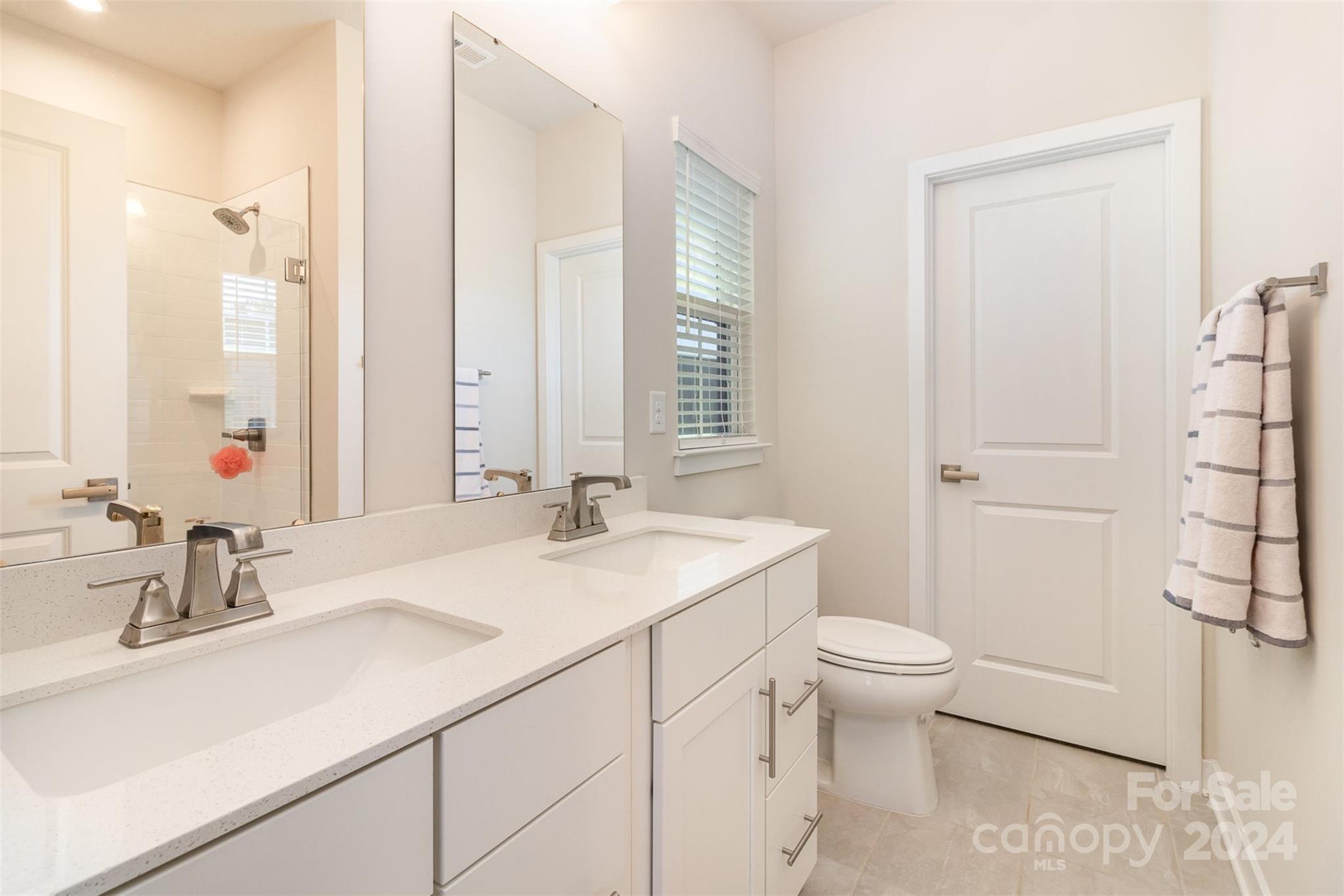 1062 Simcoe Lane