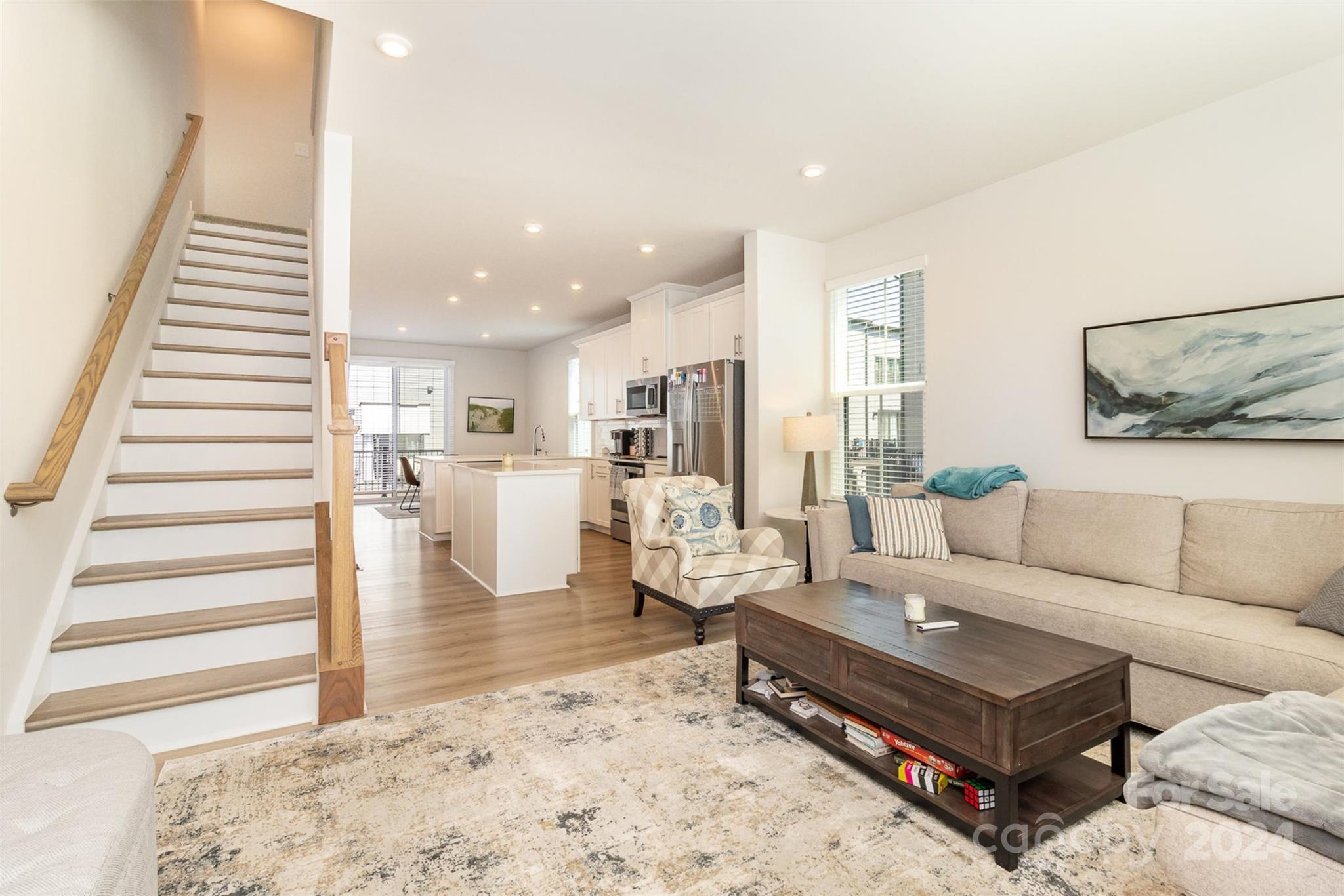 1062 Simcoe Lane