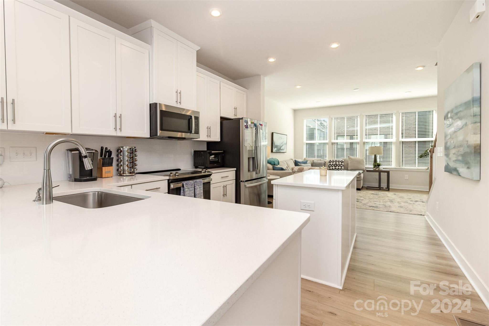1062 Simcoe Lane
