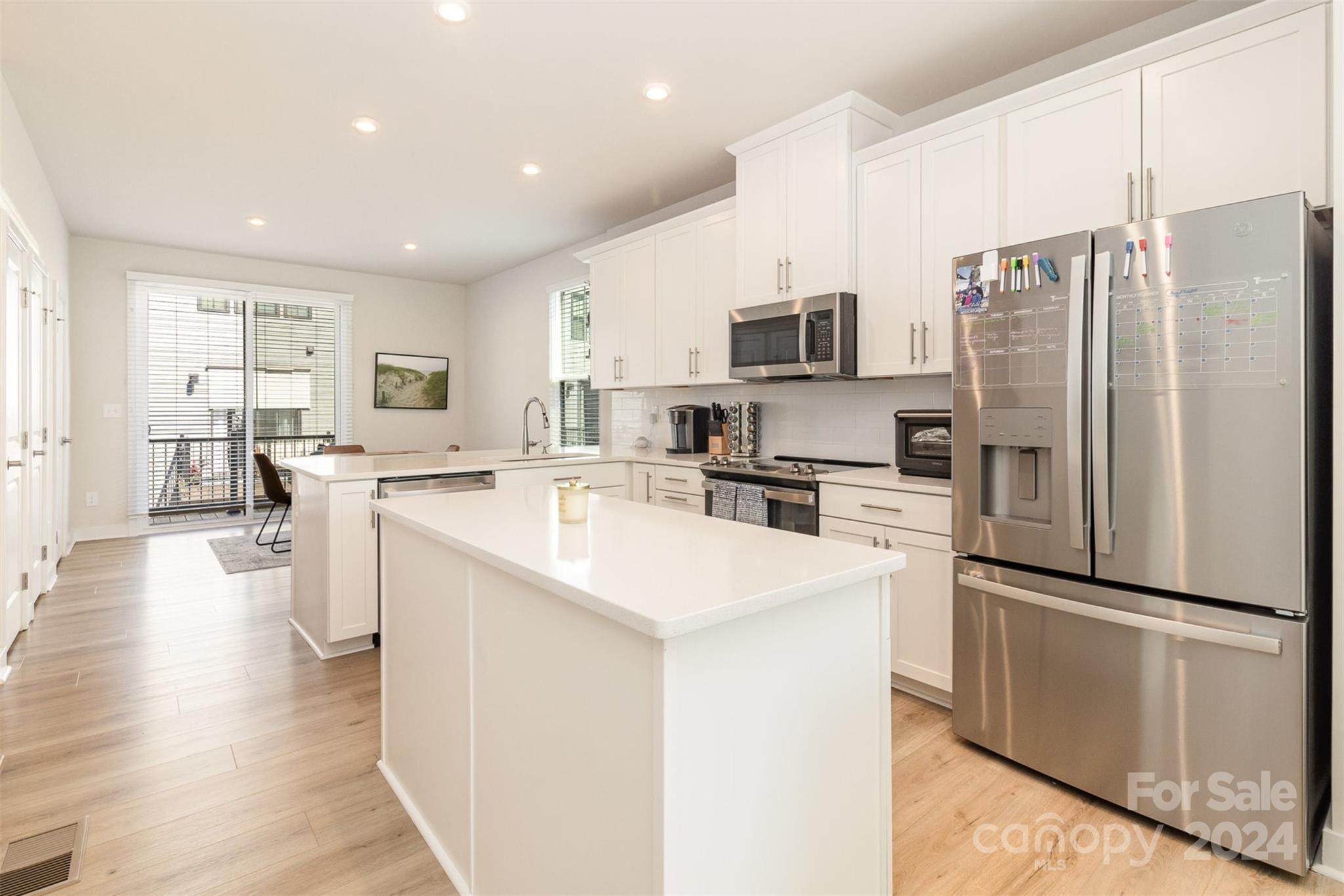 1062 Simcoe Lane