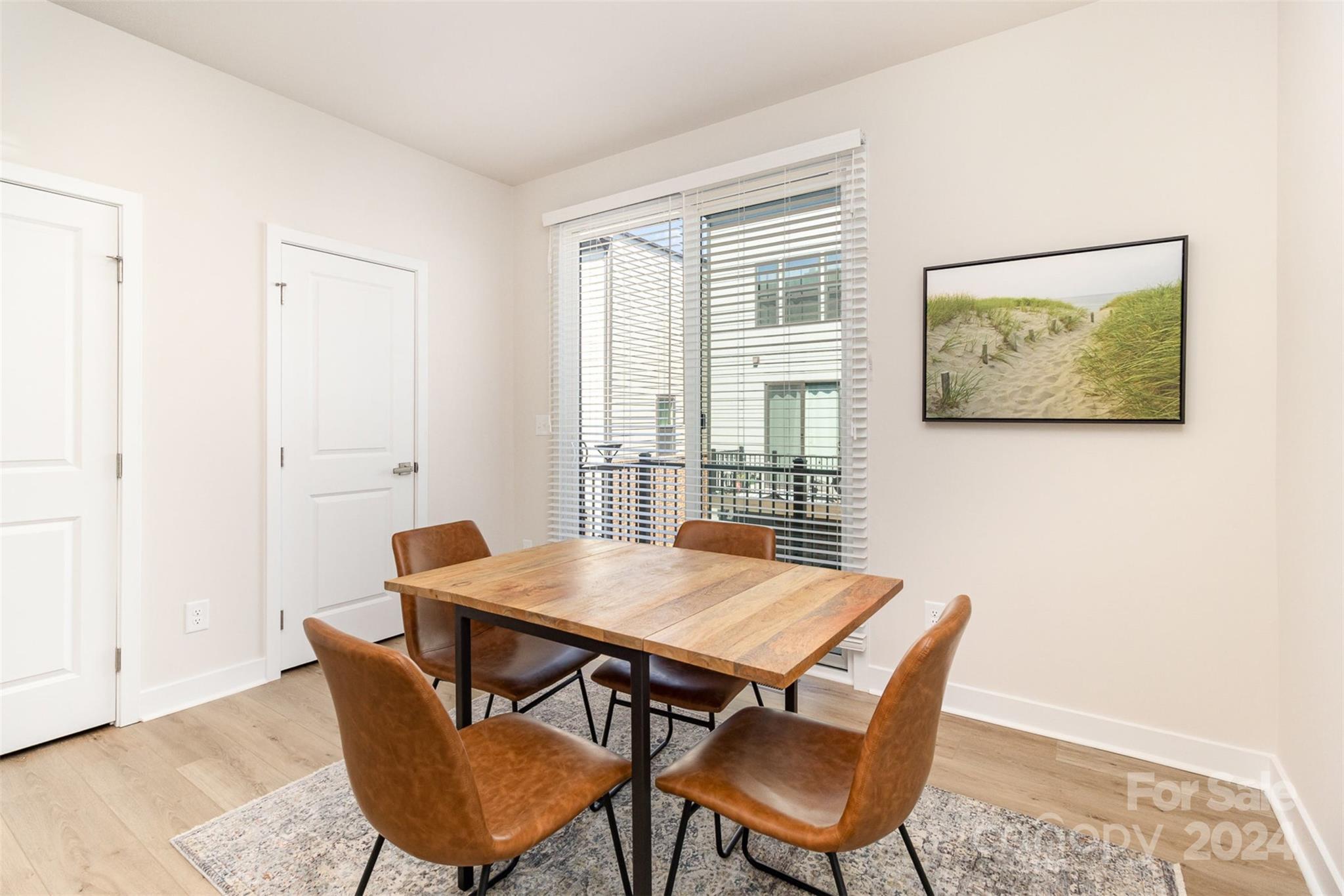 1062 Simcoe Lane
