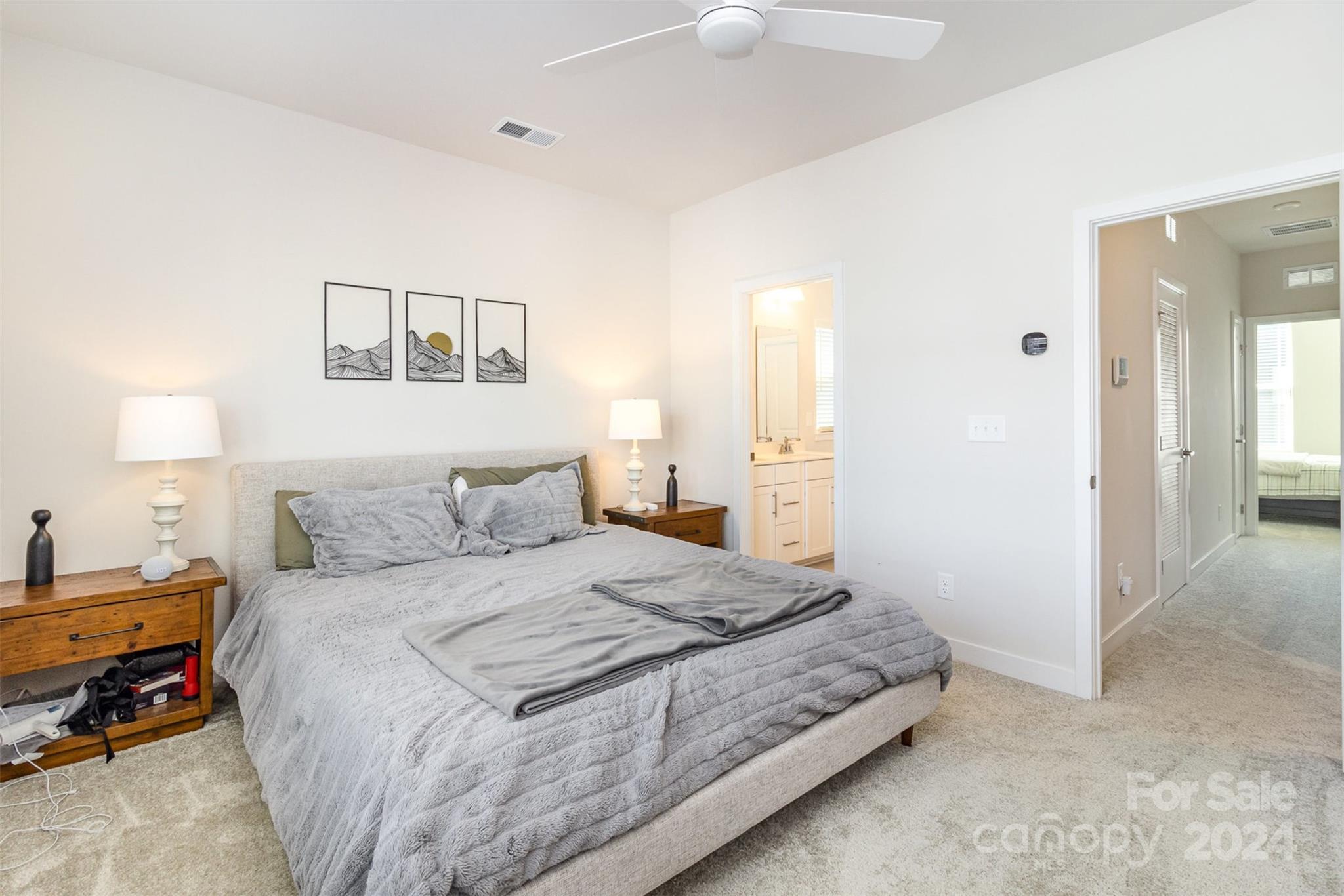 1062 Simcoe Lane
