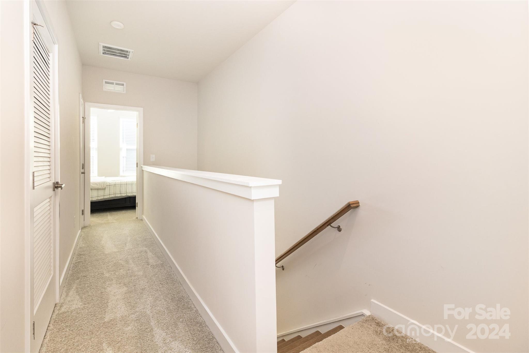 1062 Simcoe Lane