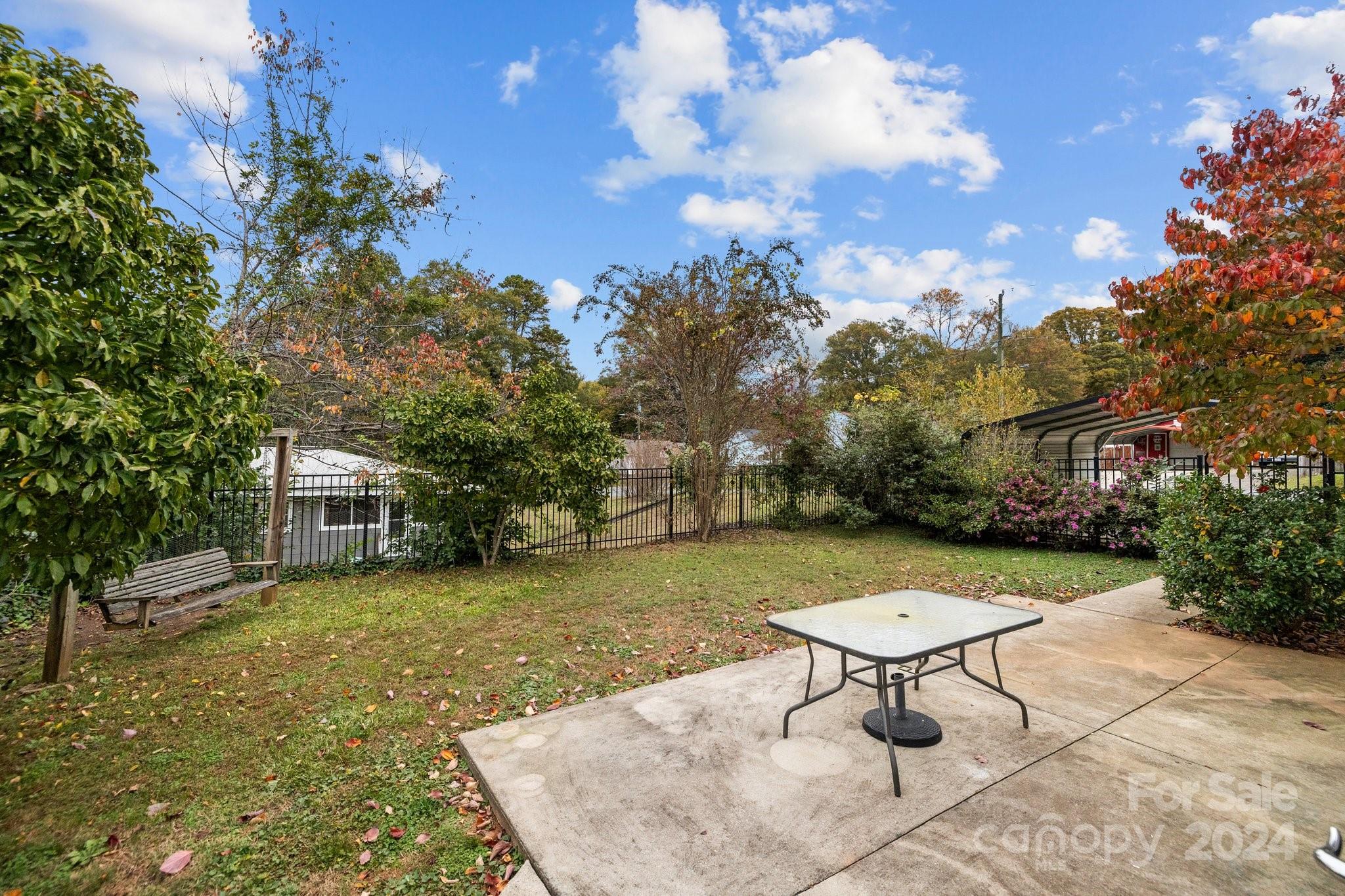 602 Gaston Avenue