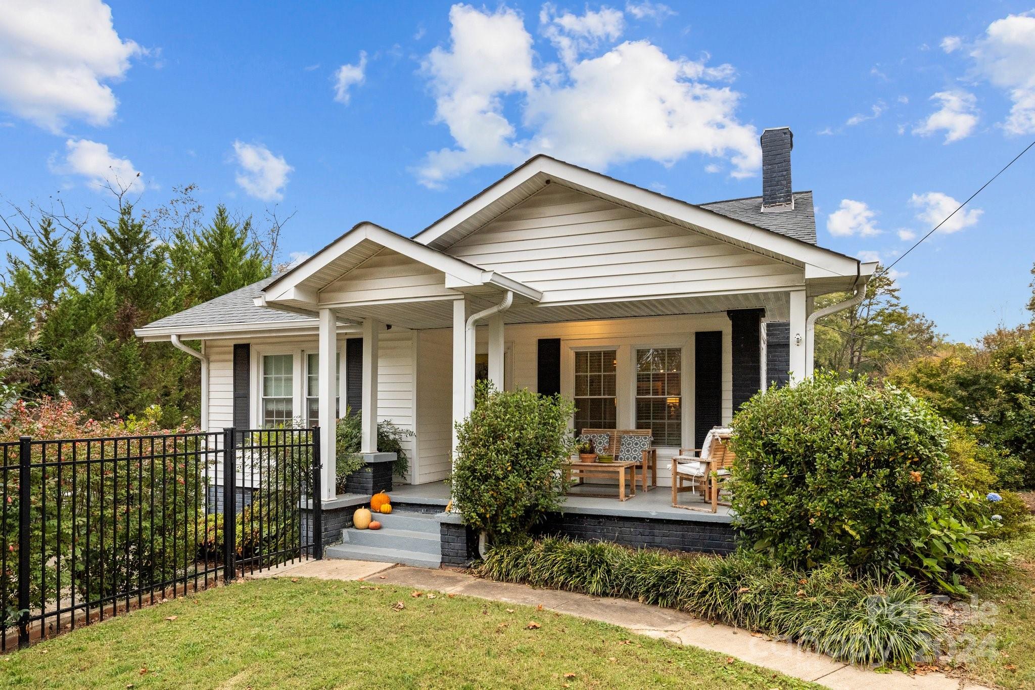 602 Gaston Avenue