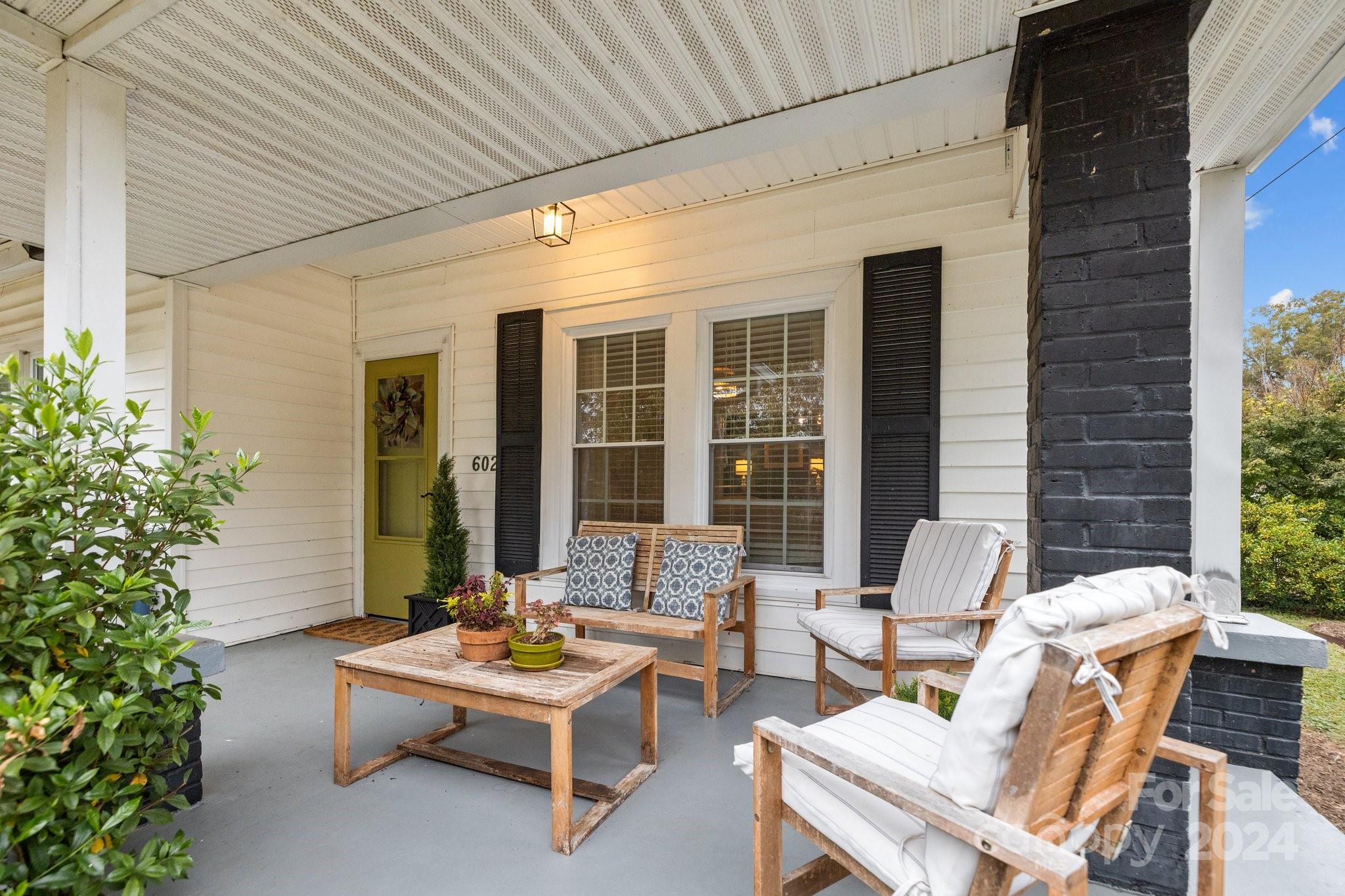 602 Gaston Avenue