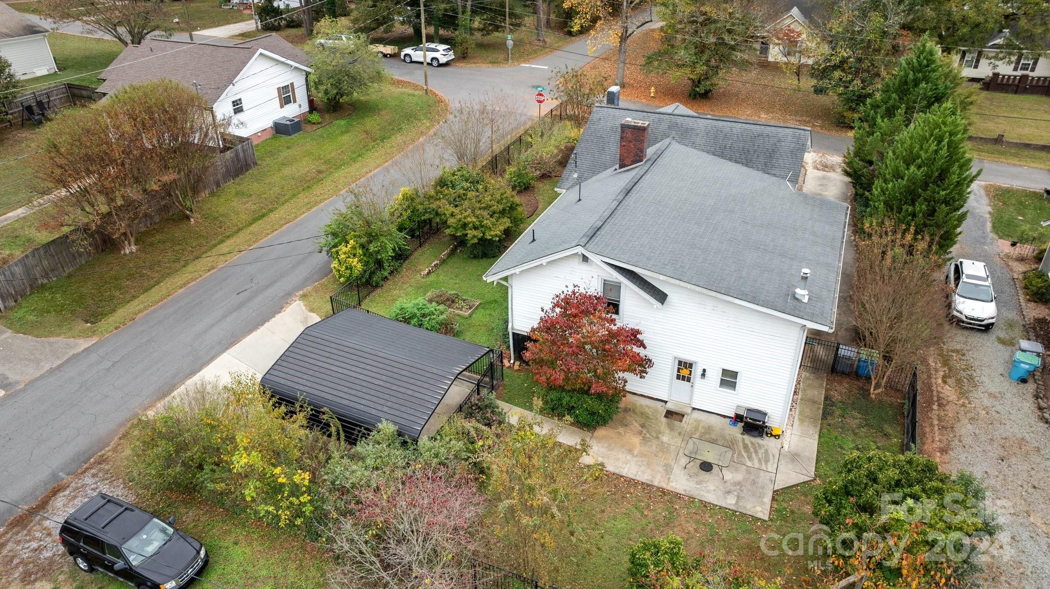 602 Gaston Avenue