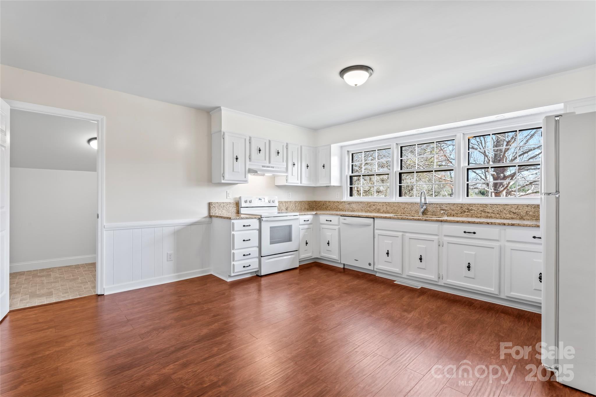 10007 Mountain Apple Drive