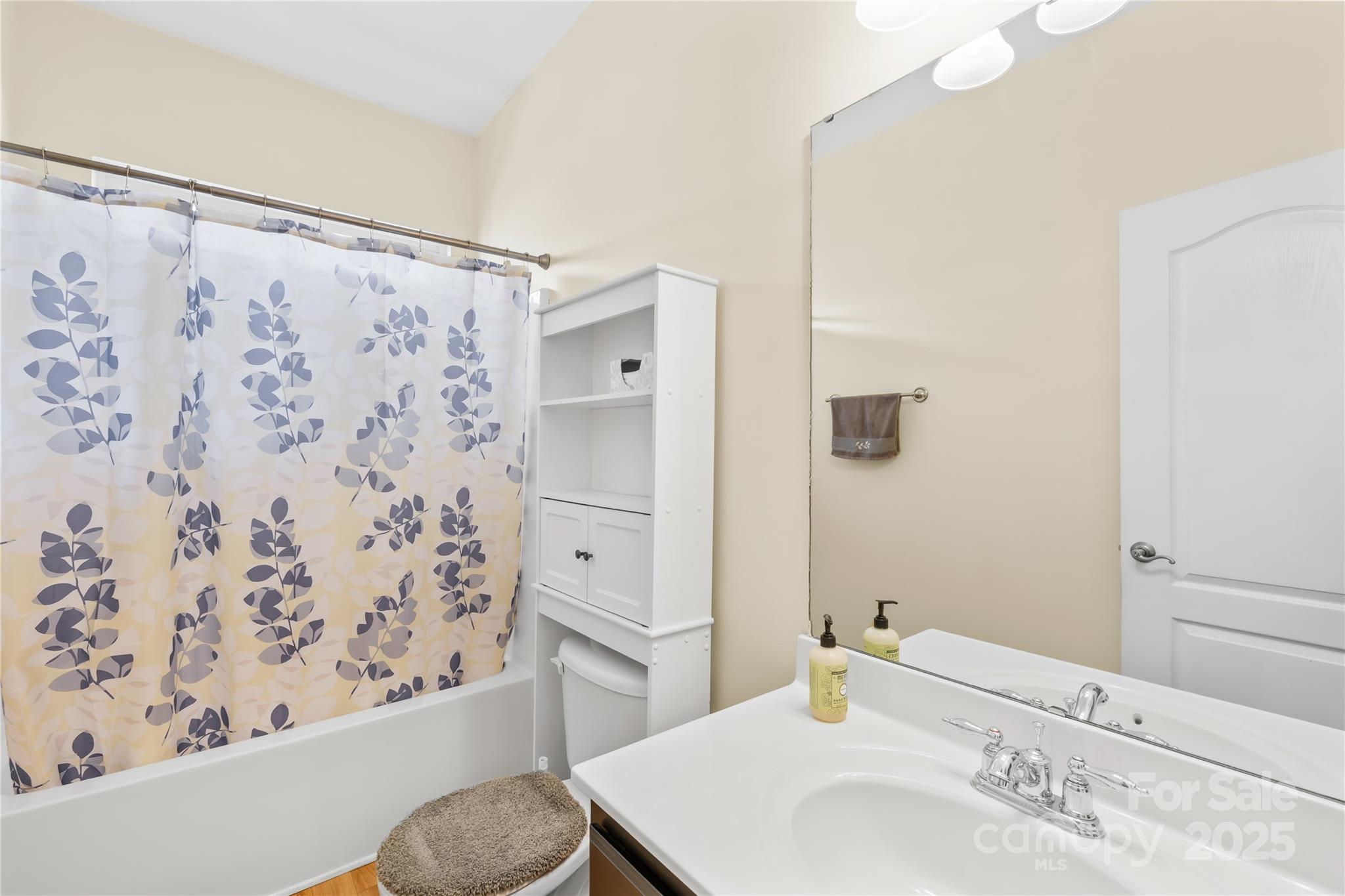 9648 Storybook Avenue NW Unit: 324