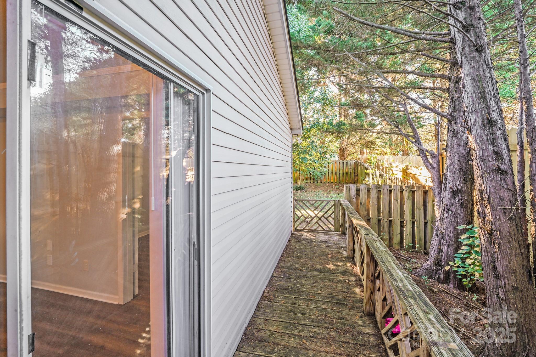 1626 Oakdale Green Drive