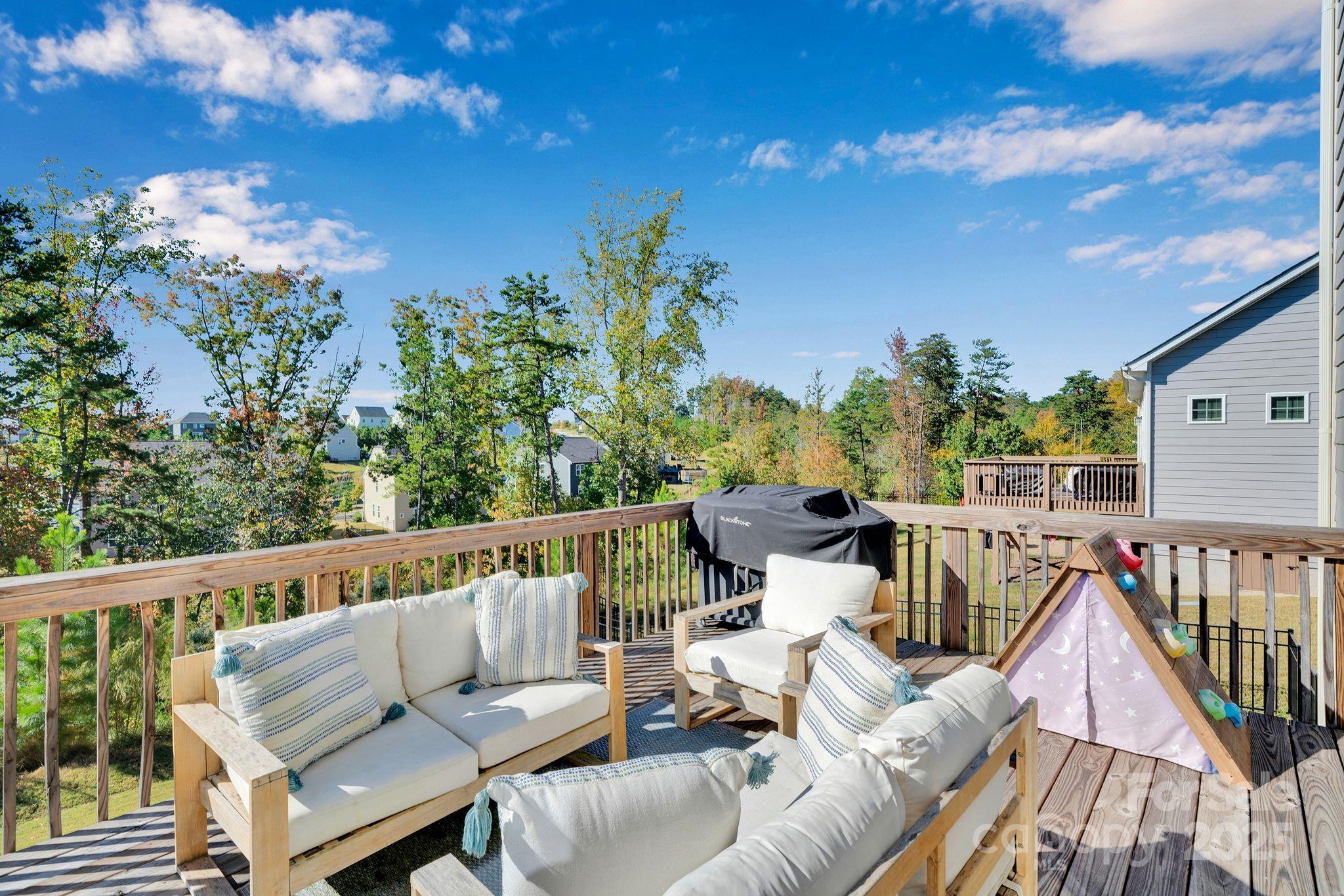 17112 Snug Harbor Road