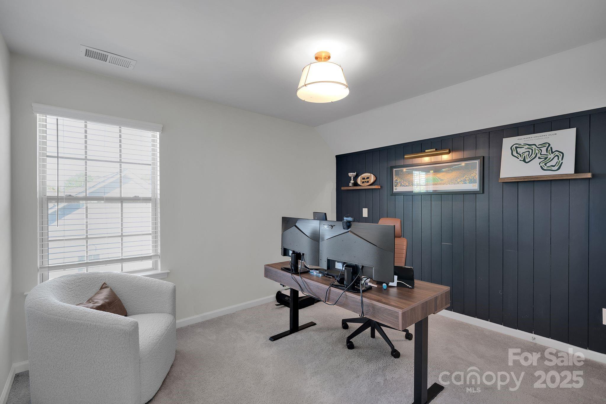 17112 Snug Harbor Road
