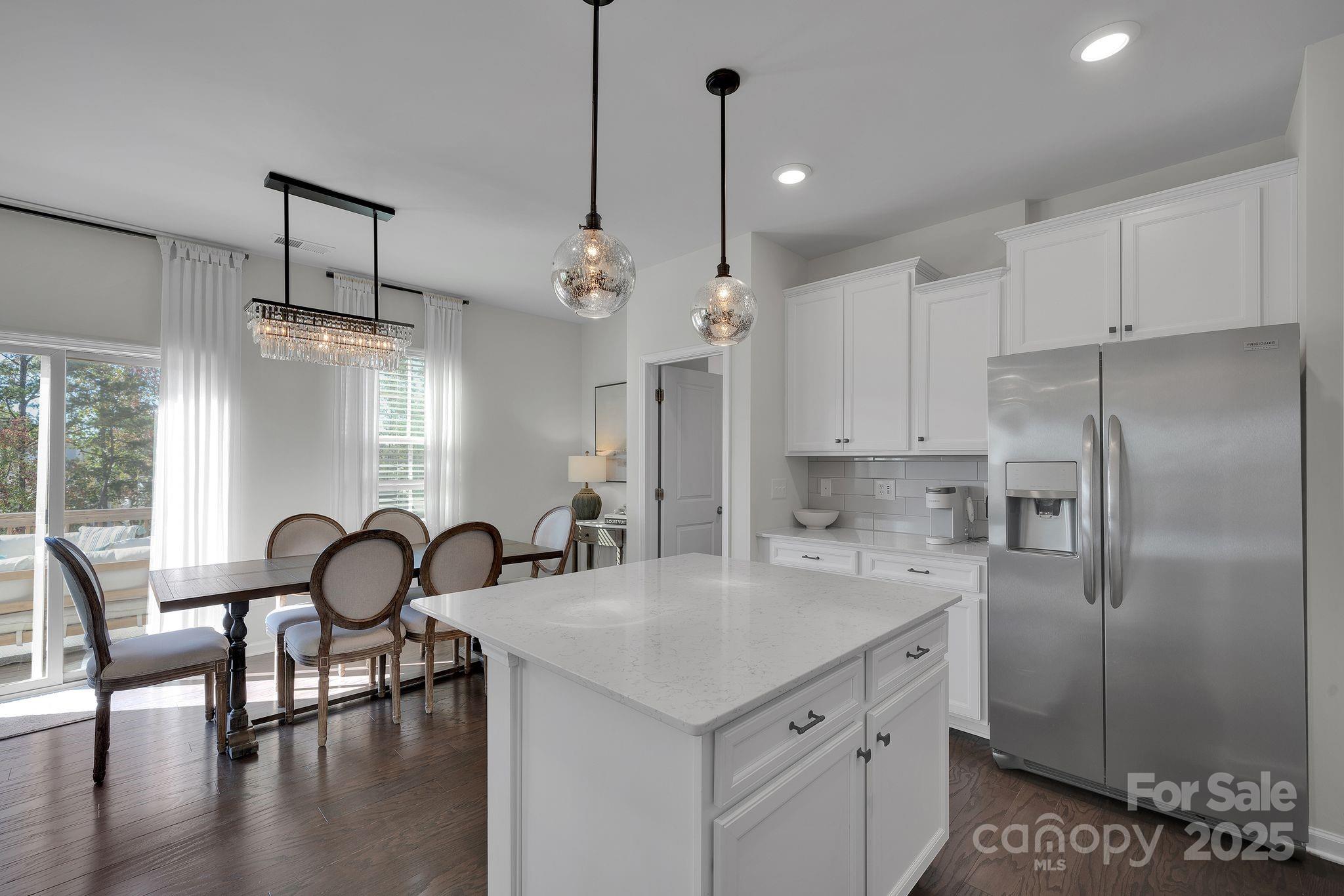 17112 Snug Harbor Road