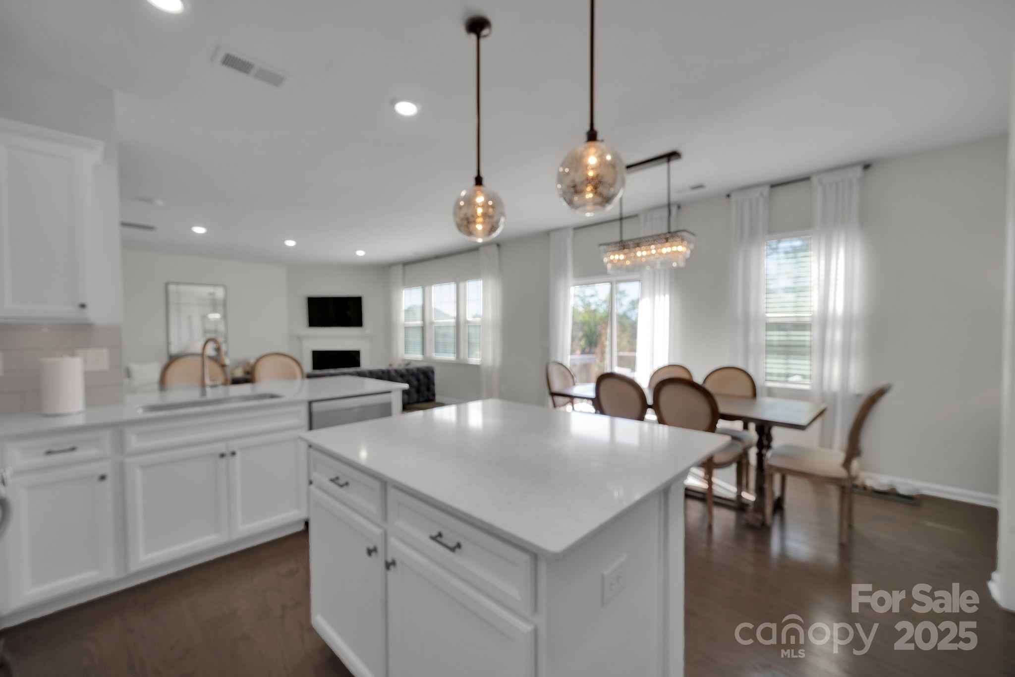 17112 Snug Harbor Road